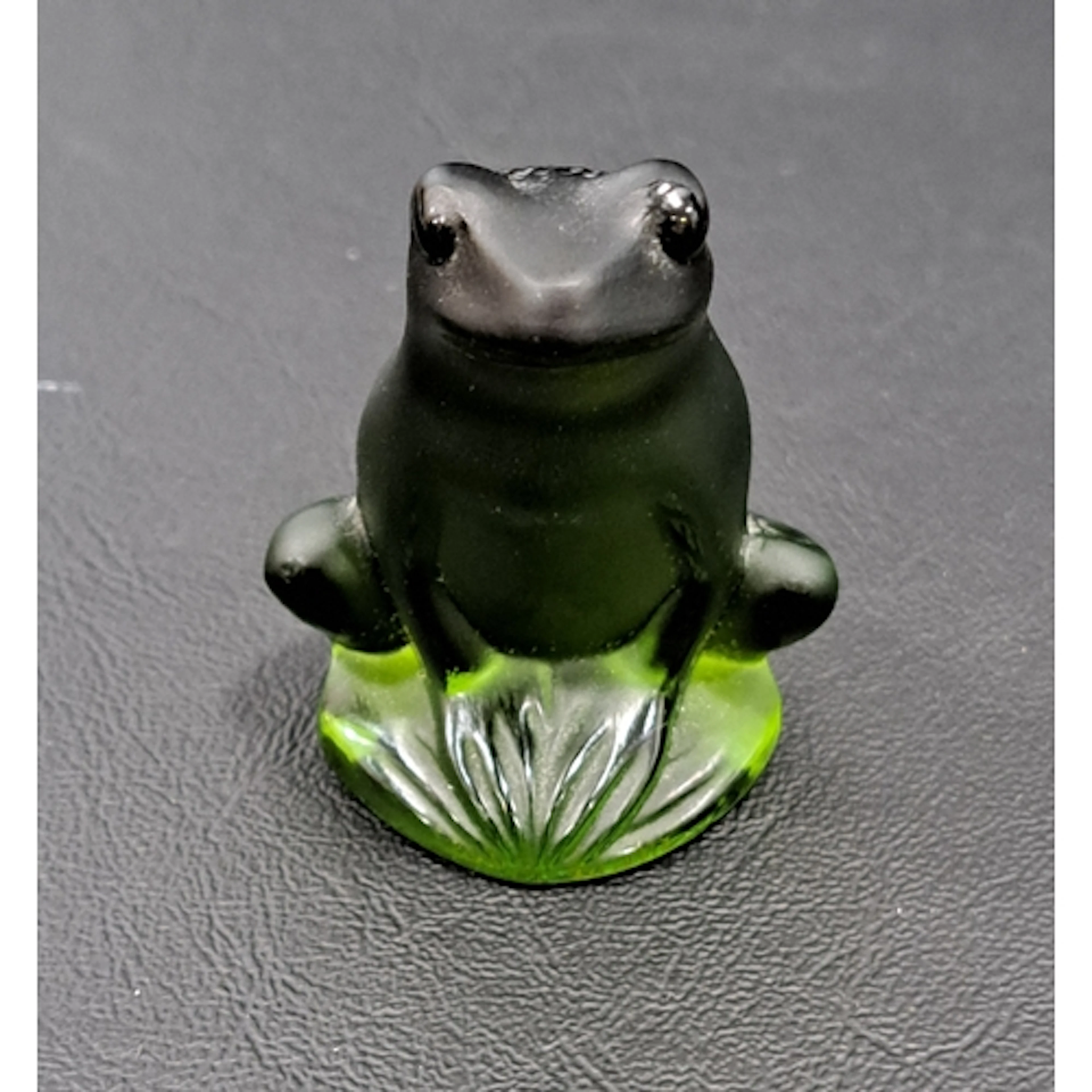 LALIQUE FROSETD GREEN GLASS SEATED FROG etched to base 'Lali...