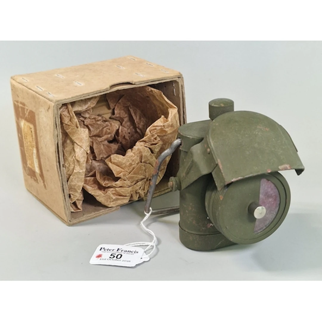 Vintage Military Electric Signalling Lamp No. 1, in olive-gr...