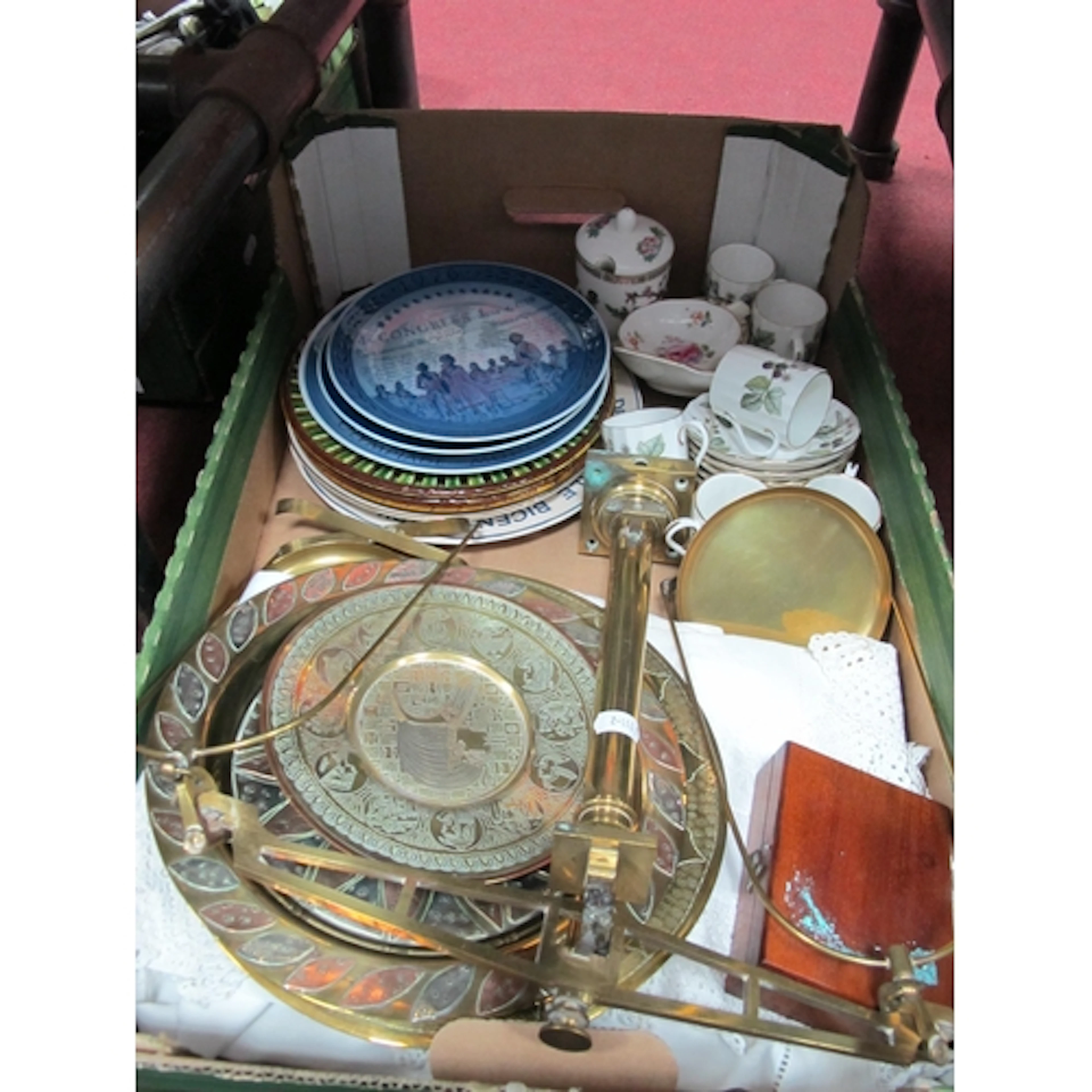 Collectables, including metalware such as brass scales (H34c...