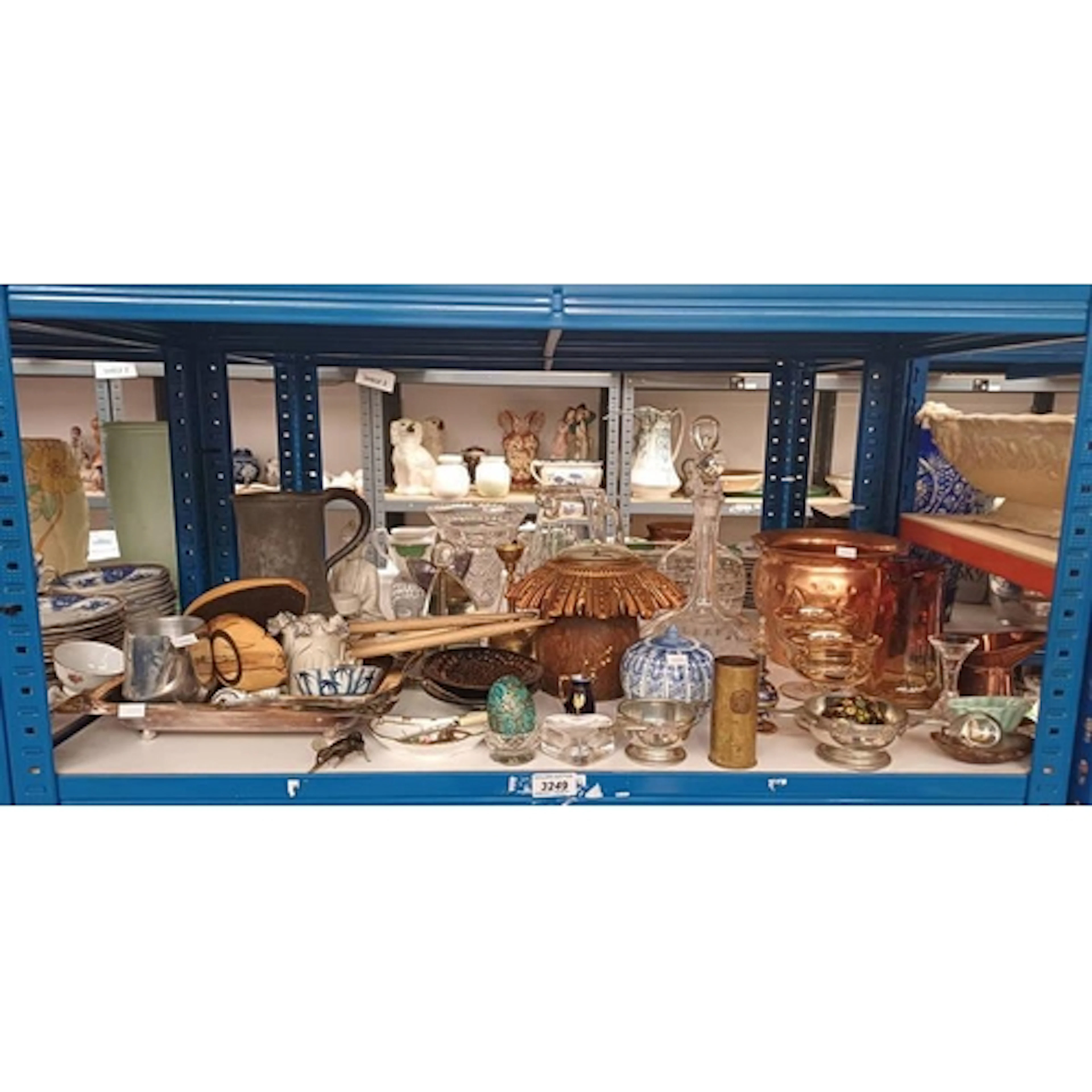 SELECTION OF VARIOUS ITEMS INCLUDING DECANTERS, QUAICH, PAPE...