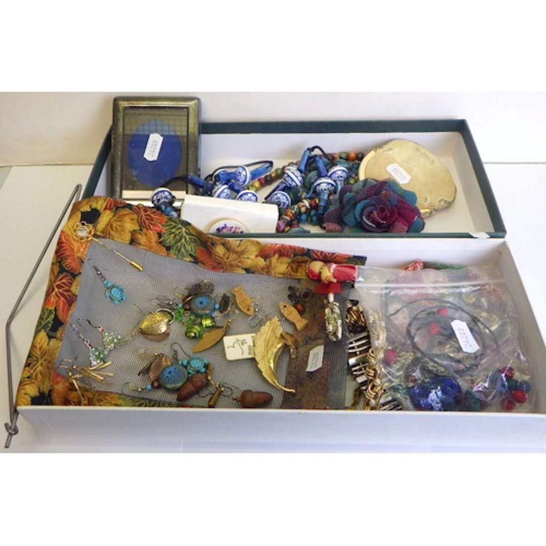 A qty of costume jewellery to inc a small 9ct gold St Christ...