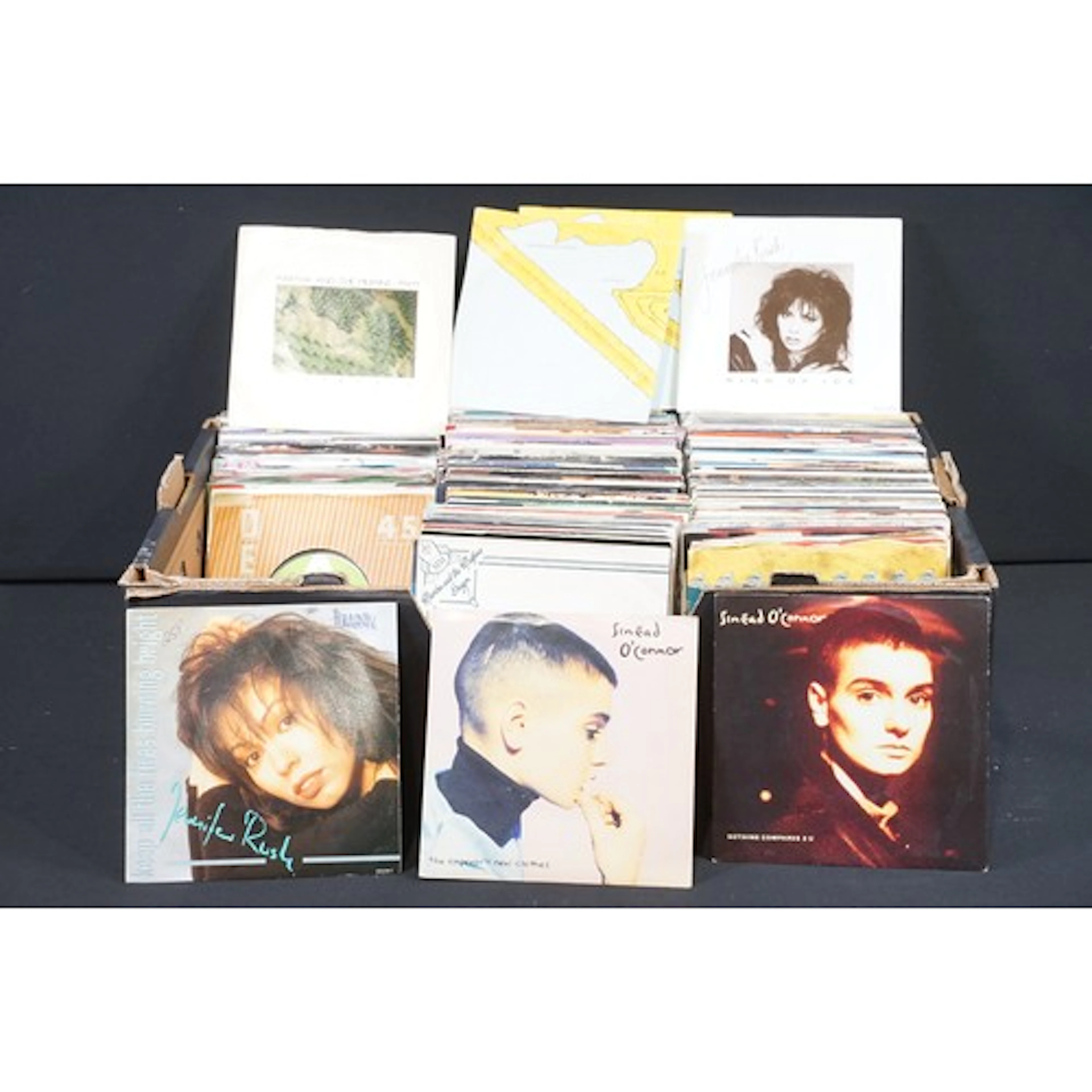 Vinyl - Over 250 mainly 1970s / 1980s female artist 7" singl...