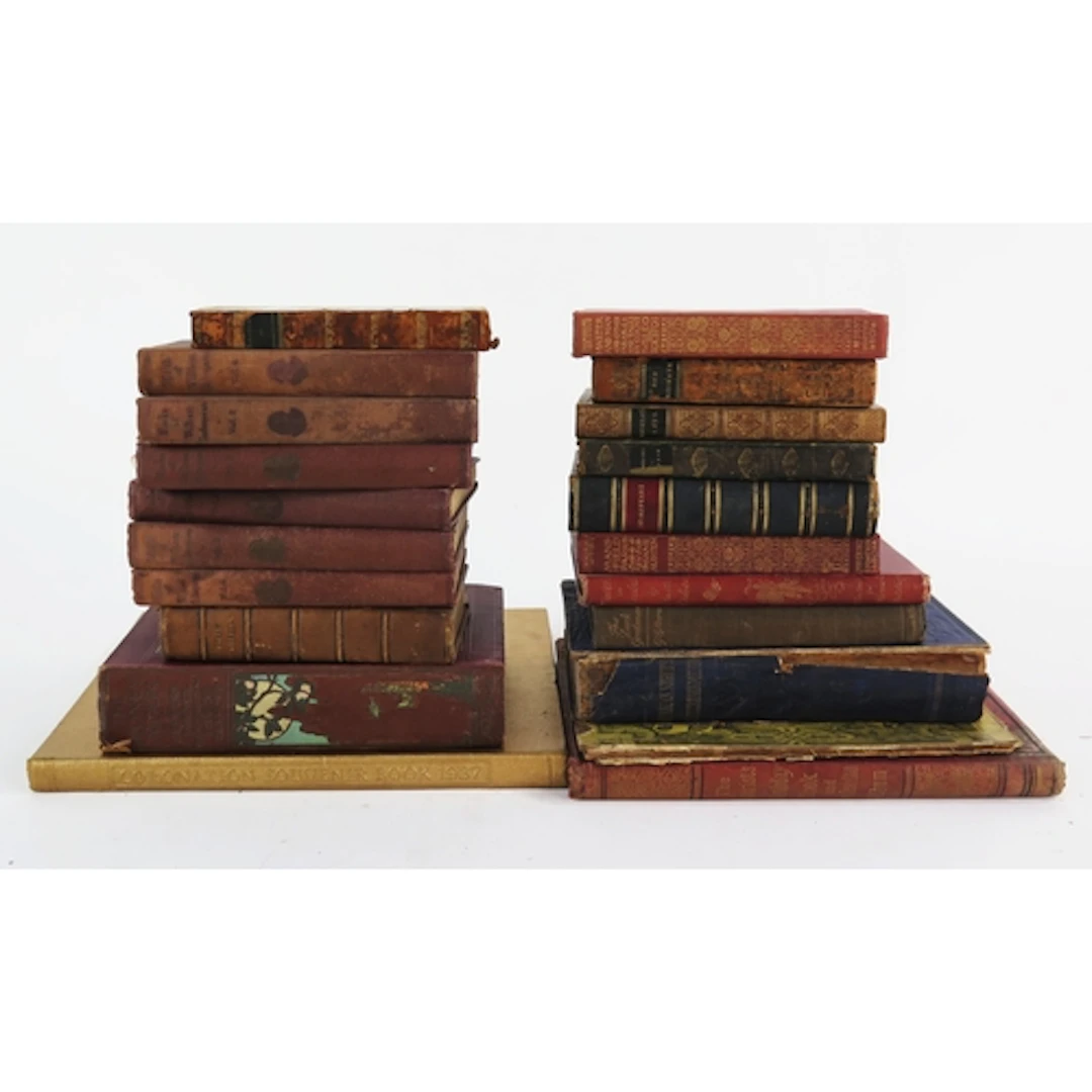 Assorted novels and other books including Mansfield Park by ...