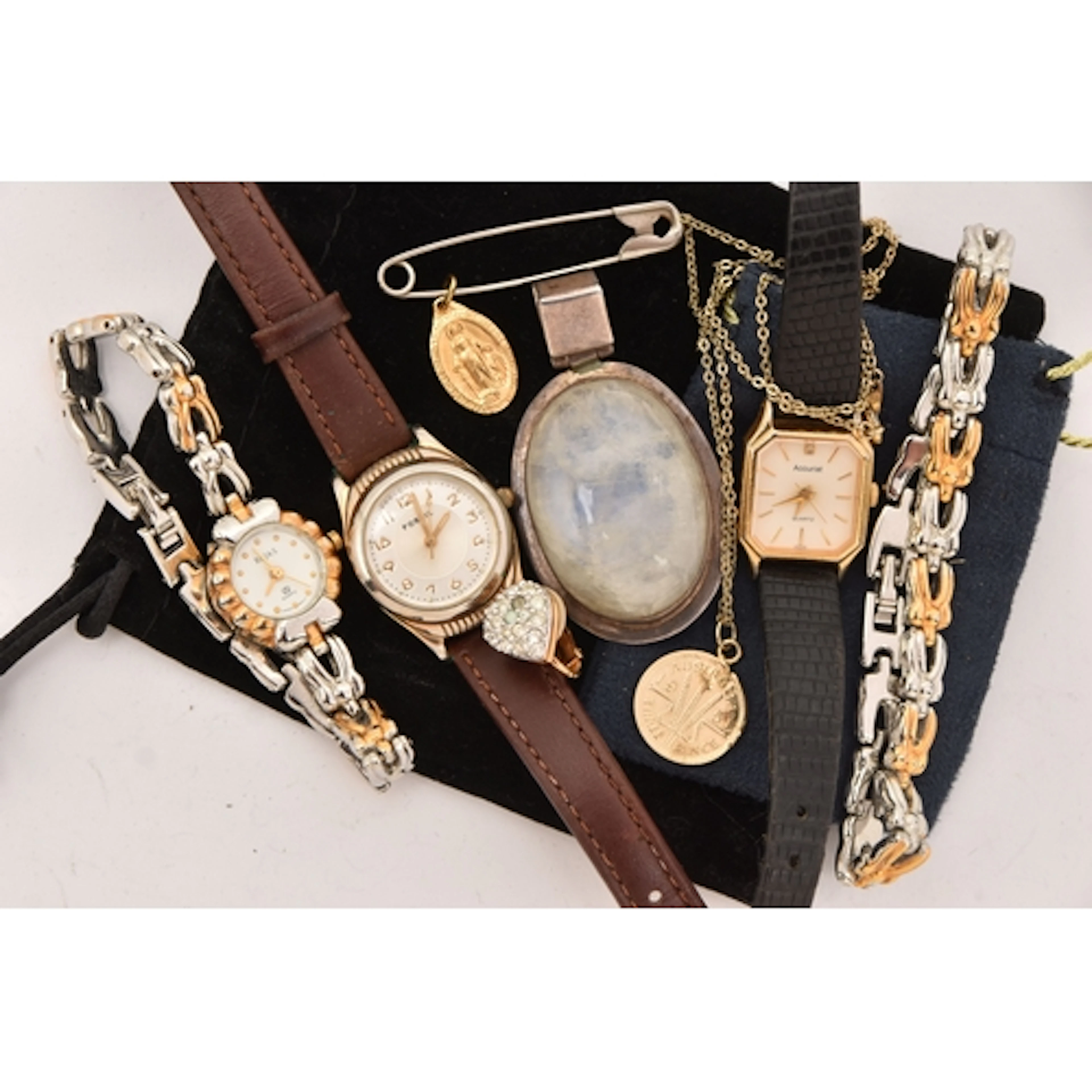 A SMALL ASSORTMENT OF ITEMS, to include a large white metal ...