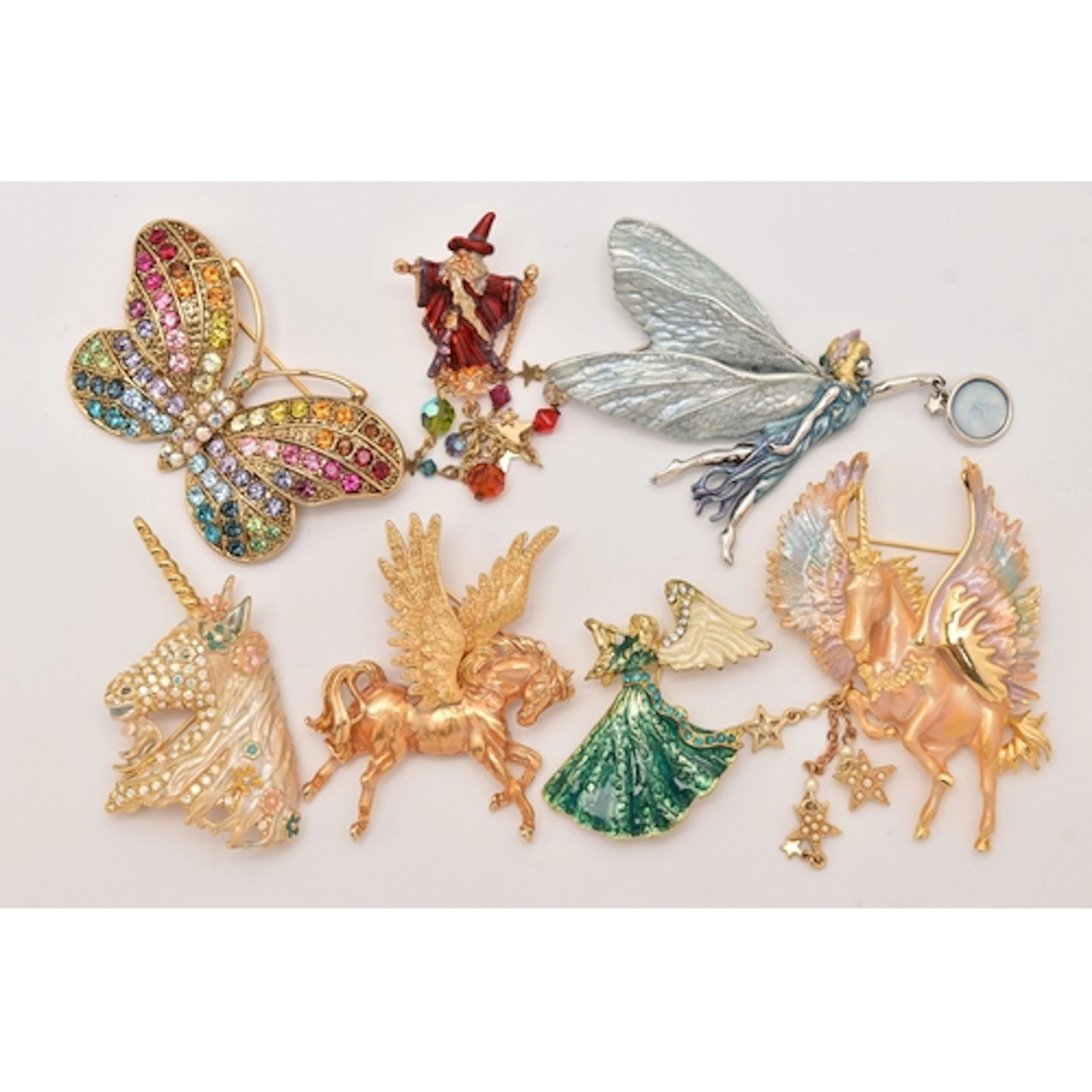 ASSORTED 'KIRKS FOLLY' BROOCHES, four brooches and a pin (co...