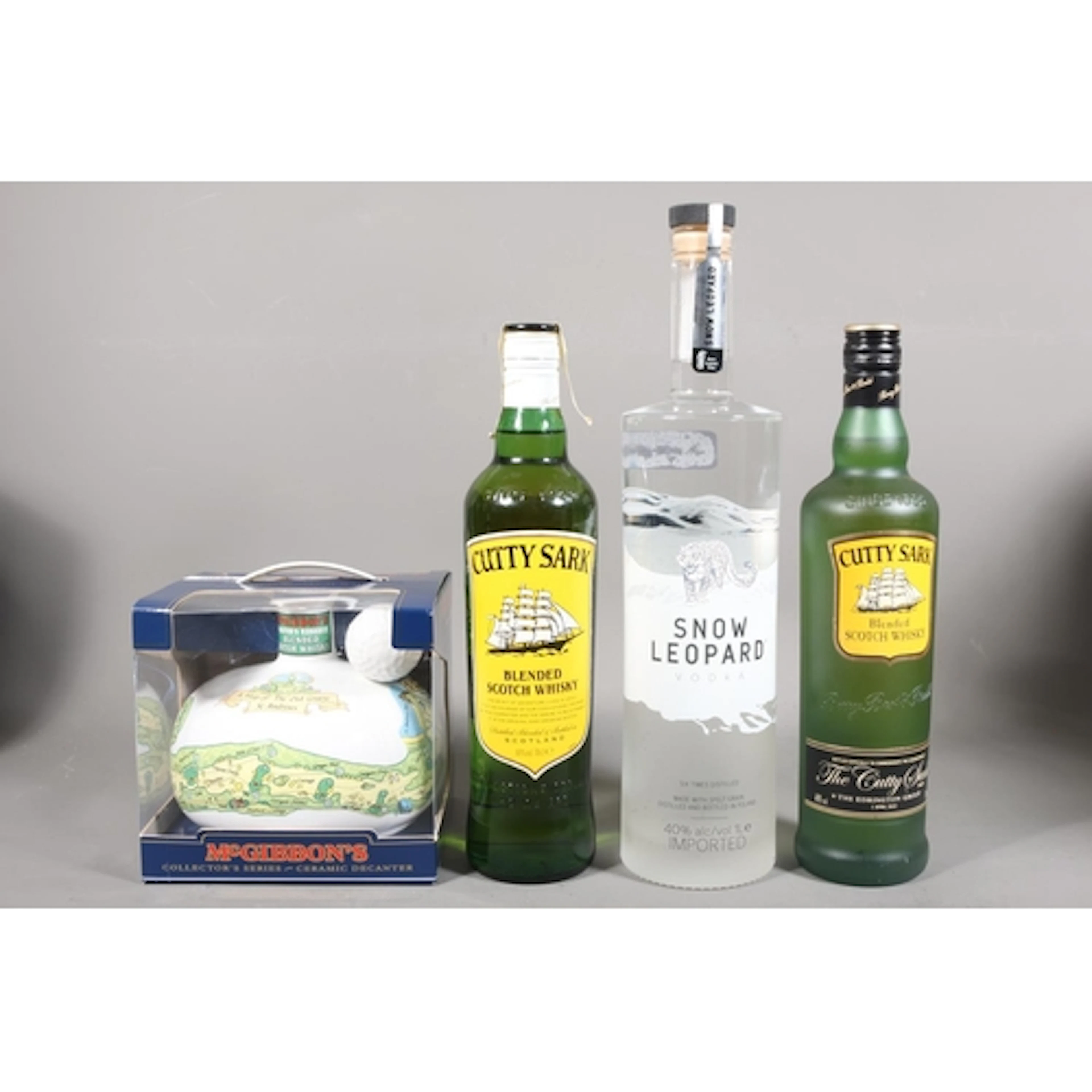 MCGIBBONS Master's Reserve blended Scotch whisky held in Col...