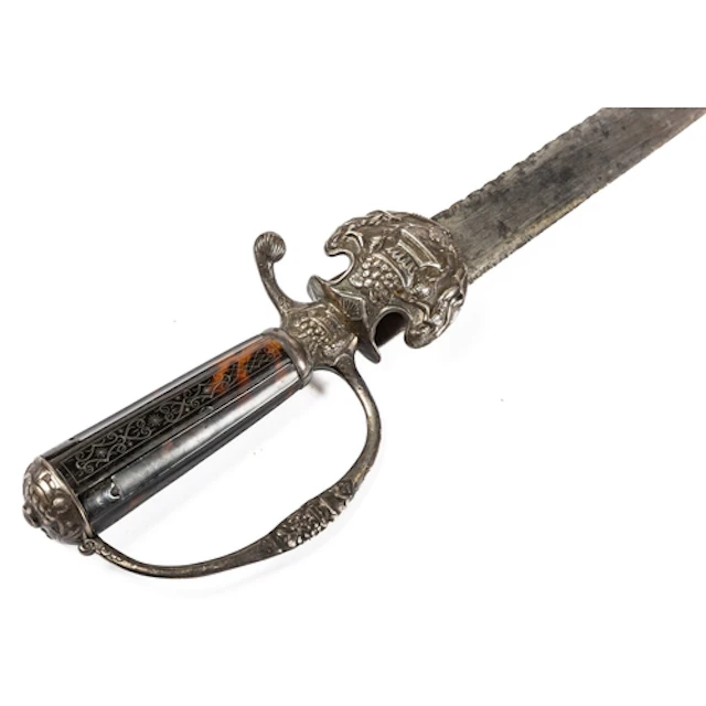 EUROPEAN HUNTING SAWBACK SWORD. European hunting sawback swo...