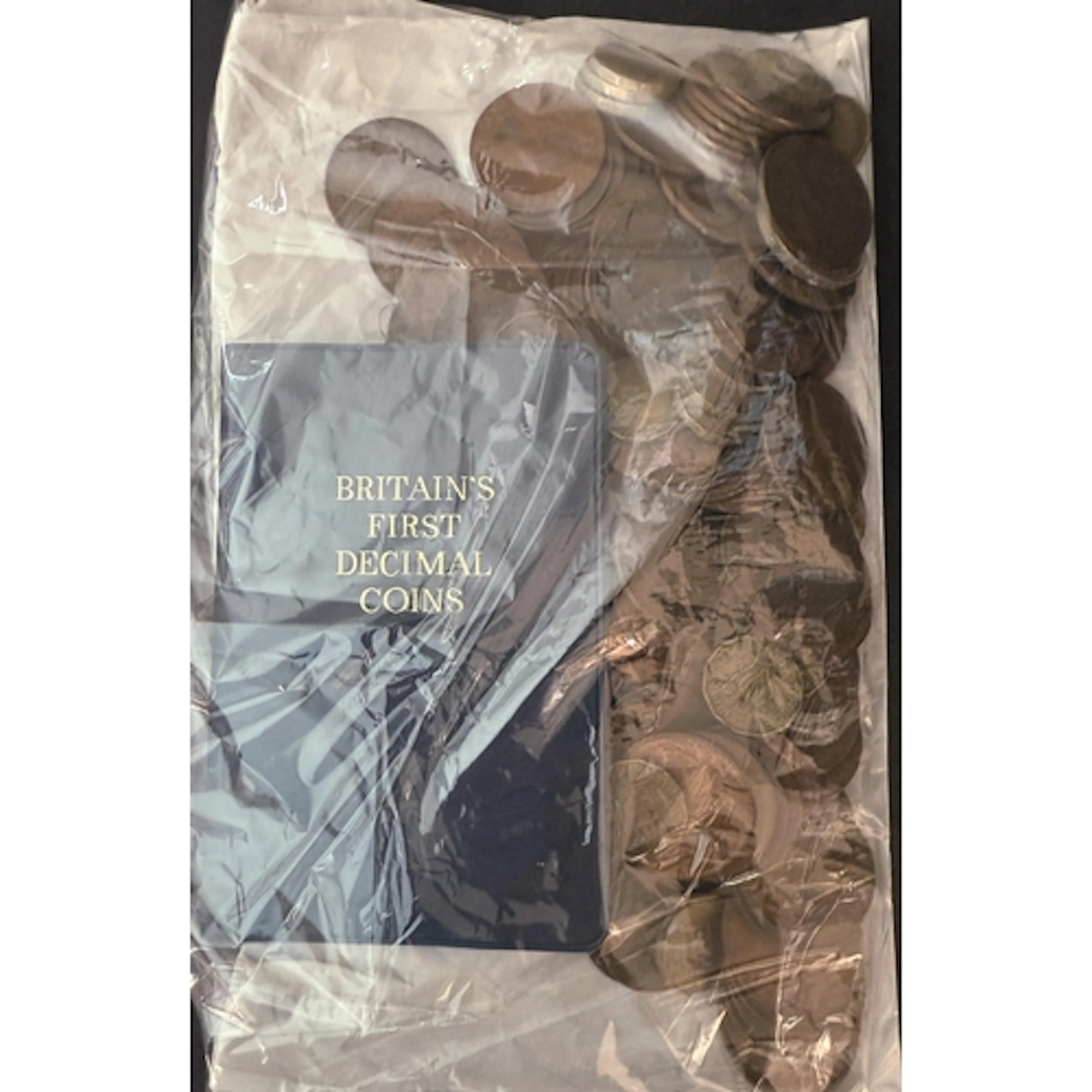An accumulation of UK 20th Century circulated copper and bra...