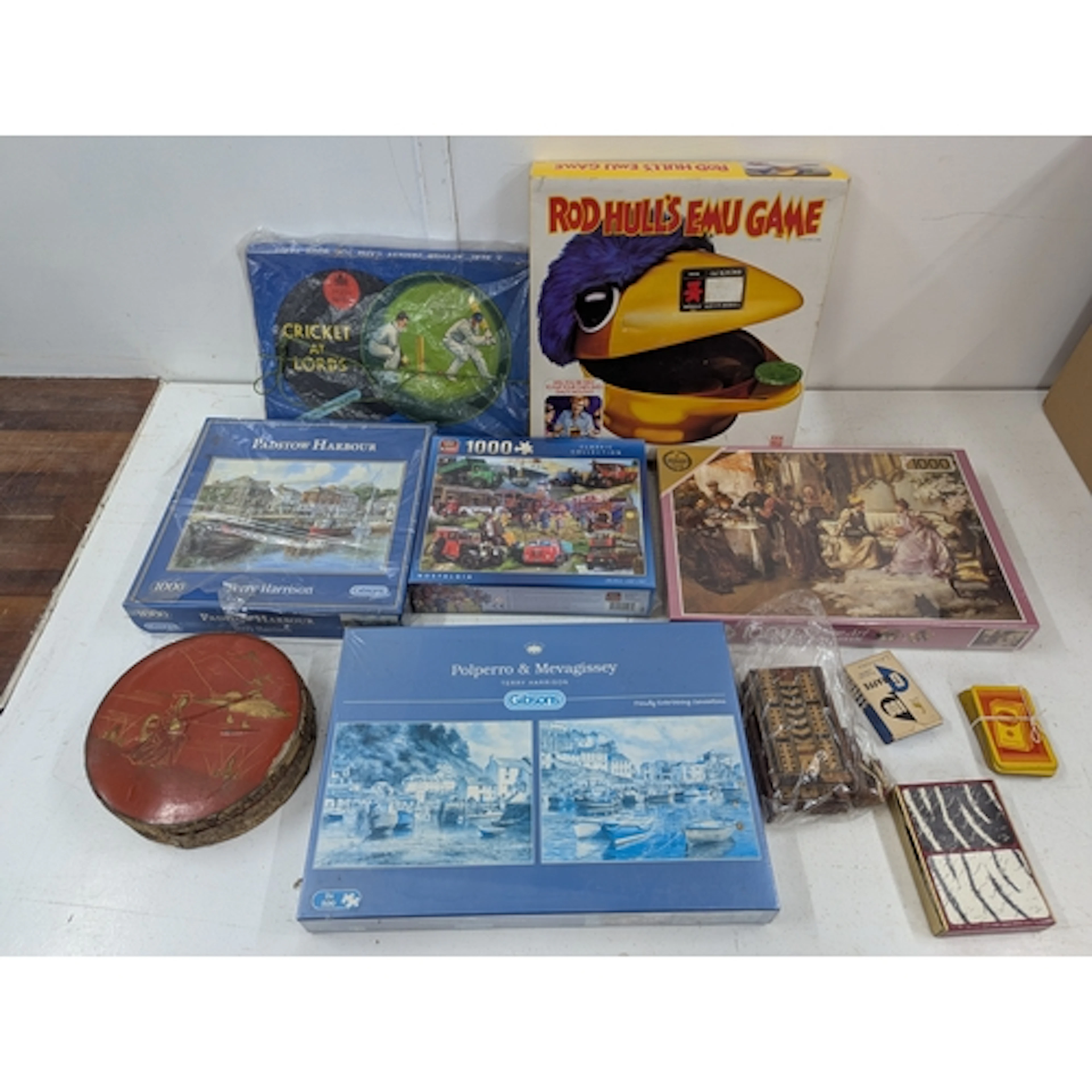 Games, some sealed, jigsaw puzzles, playing cards, Rod Hill'...