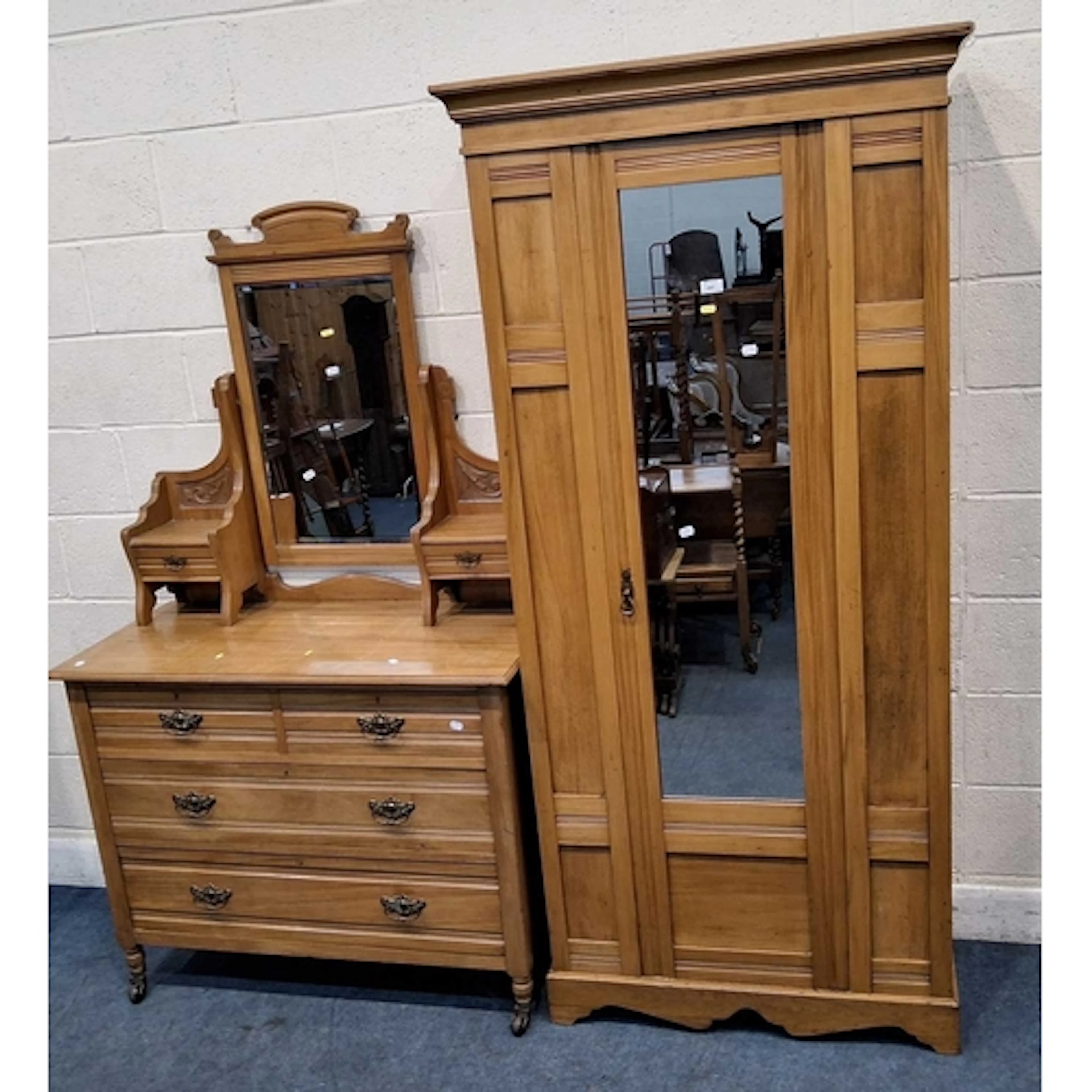 AN EARLY 20TH CENTURY WARDROBE, with a single mirrored door,...