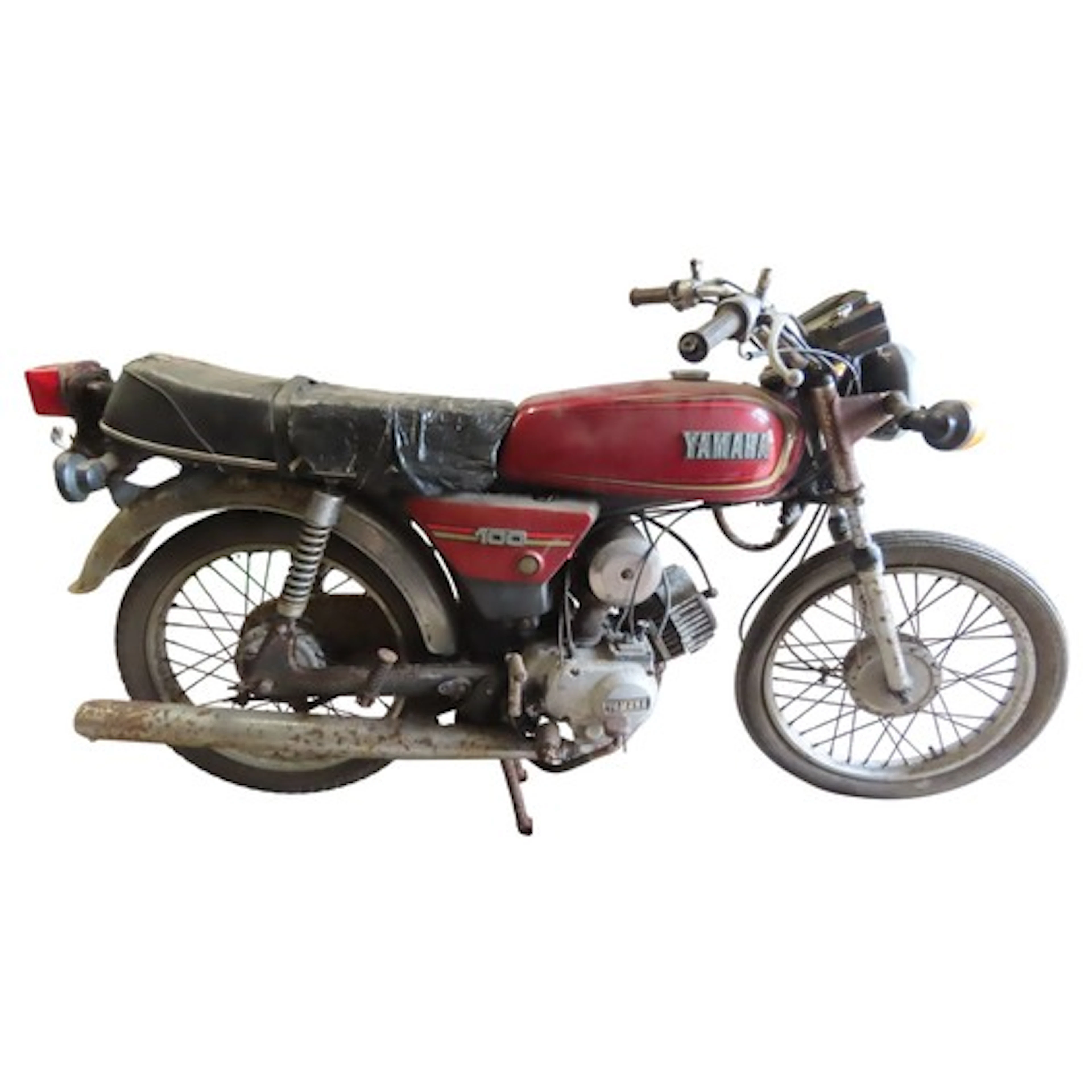 A Yamaha YB100, lacks V5C