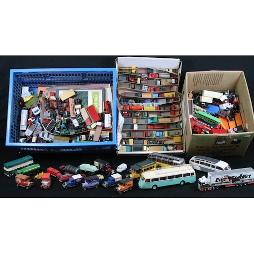 Large collection of various diecast, white metal and plastic...