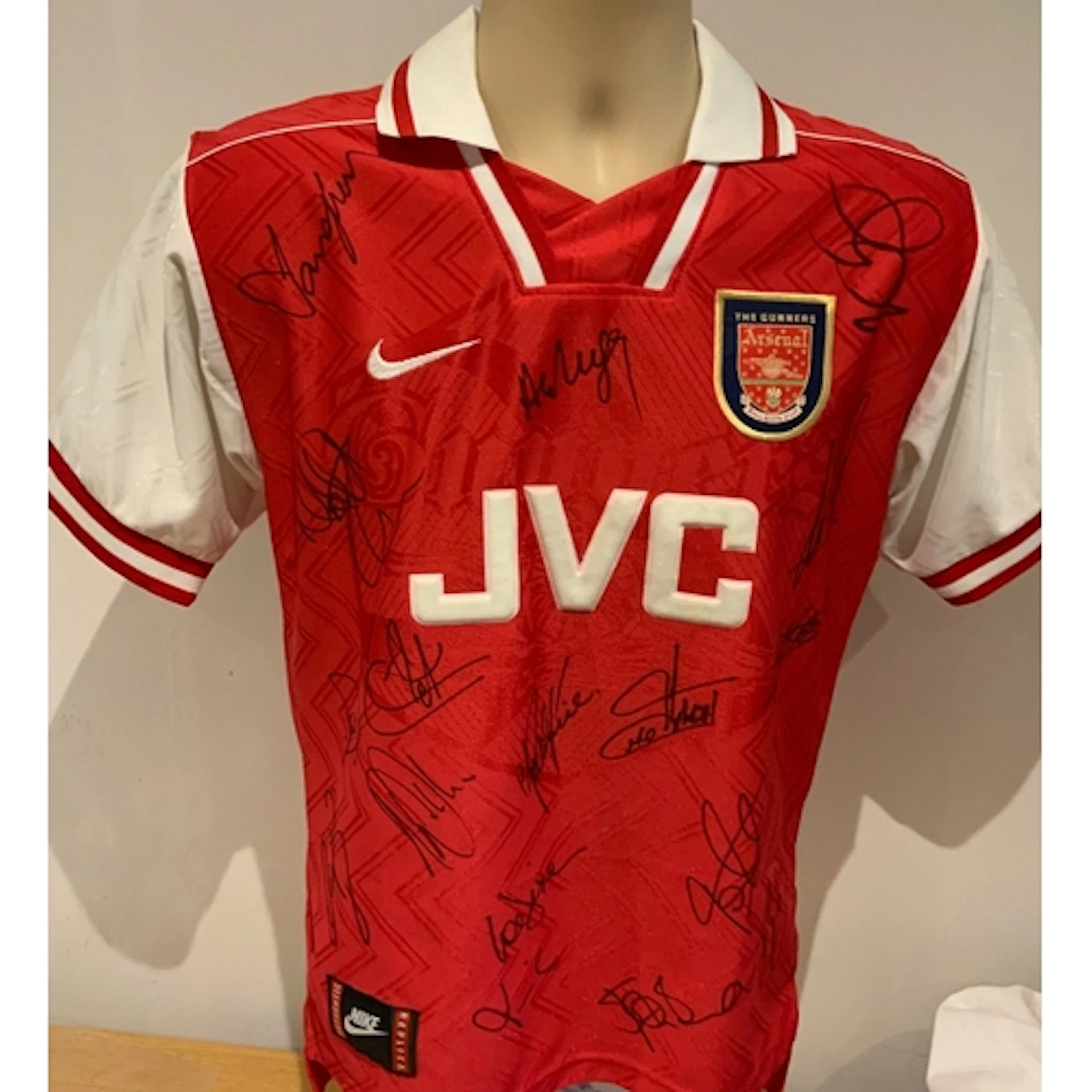 Arsenal 1997 - 1998 Double Winners Signed Football Shirt: Re...