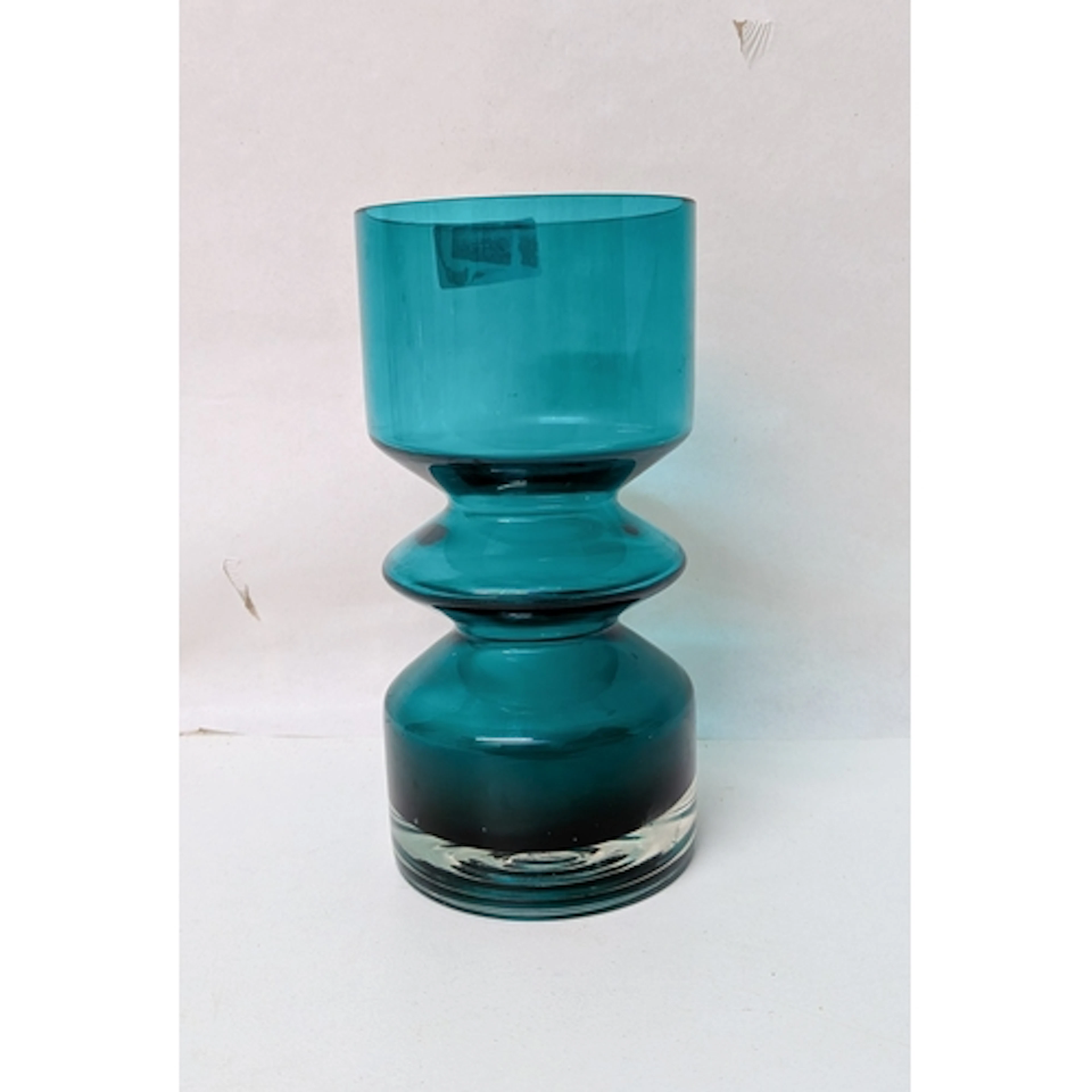 A vintage teal glass Finnish Rihimaki Art Glass Vase, model ...