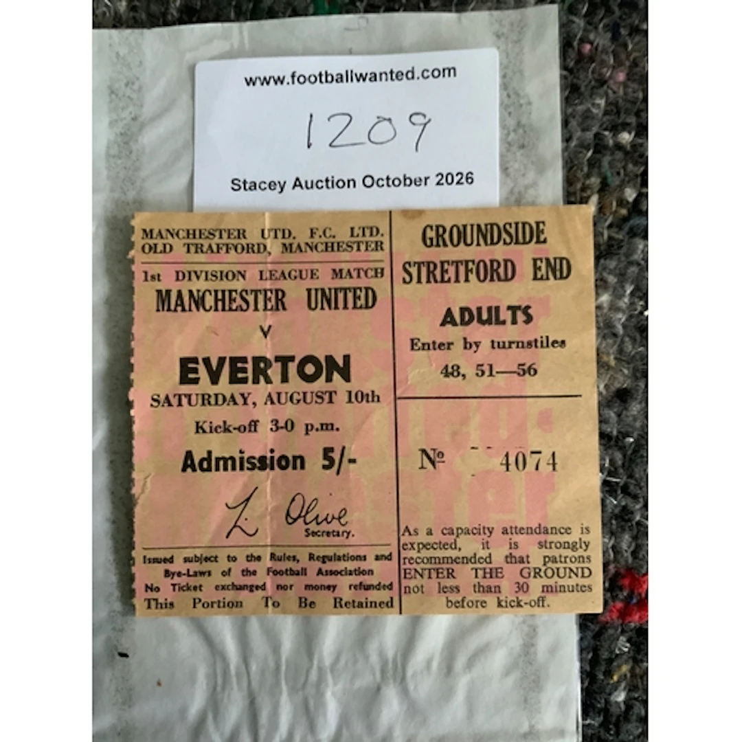 1968/69 Manchester United v Everton Football Ticket: Good co...