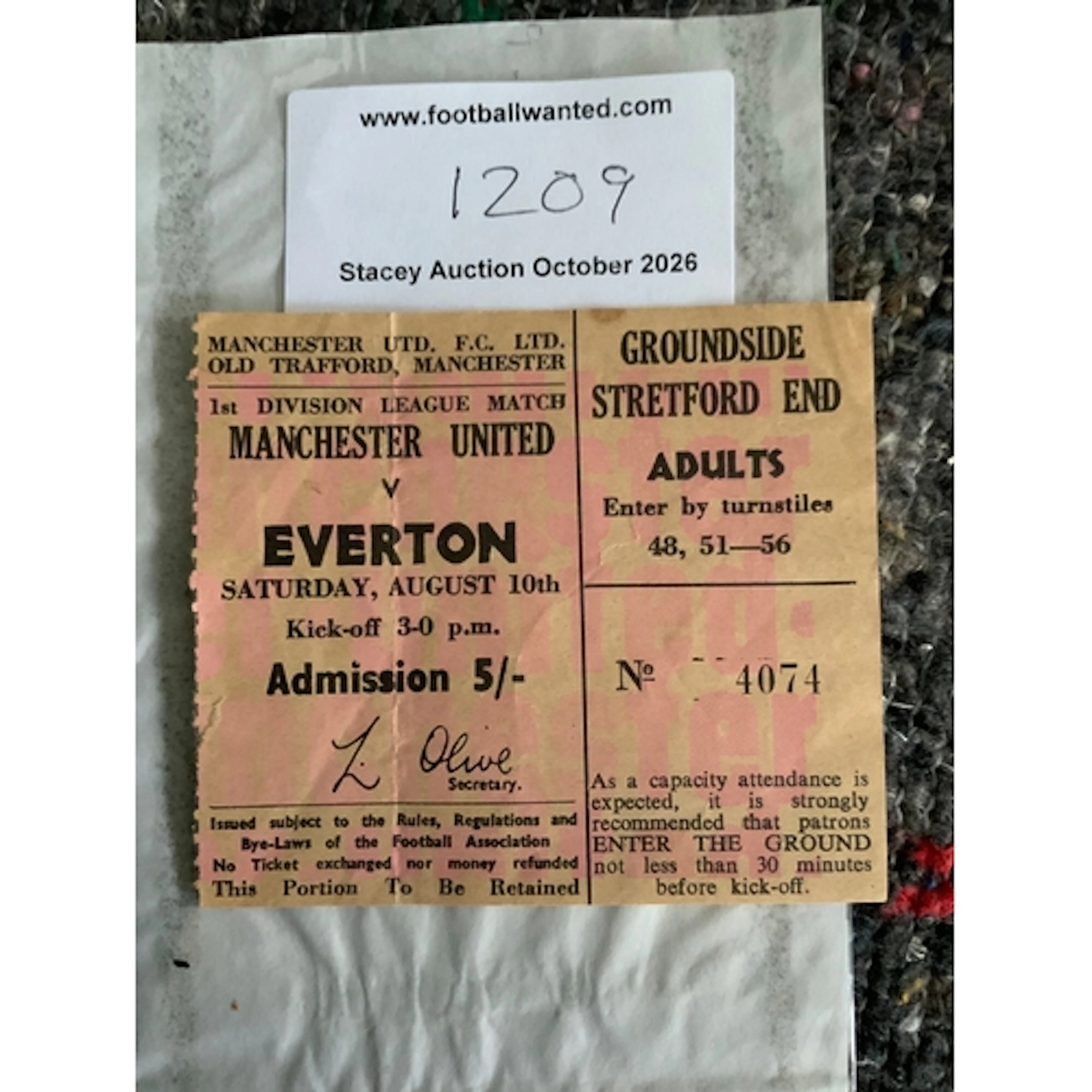 1968/69 Manchester United v Everton Football Ticket: Good co...