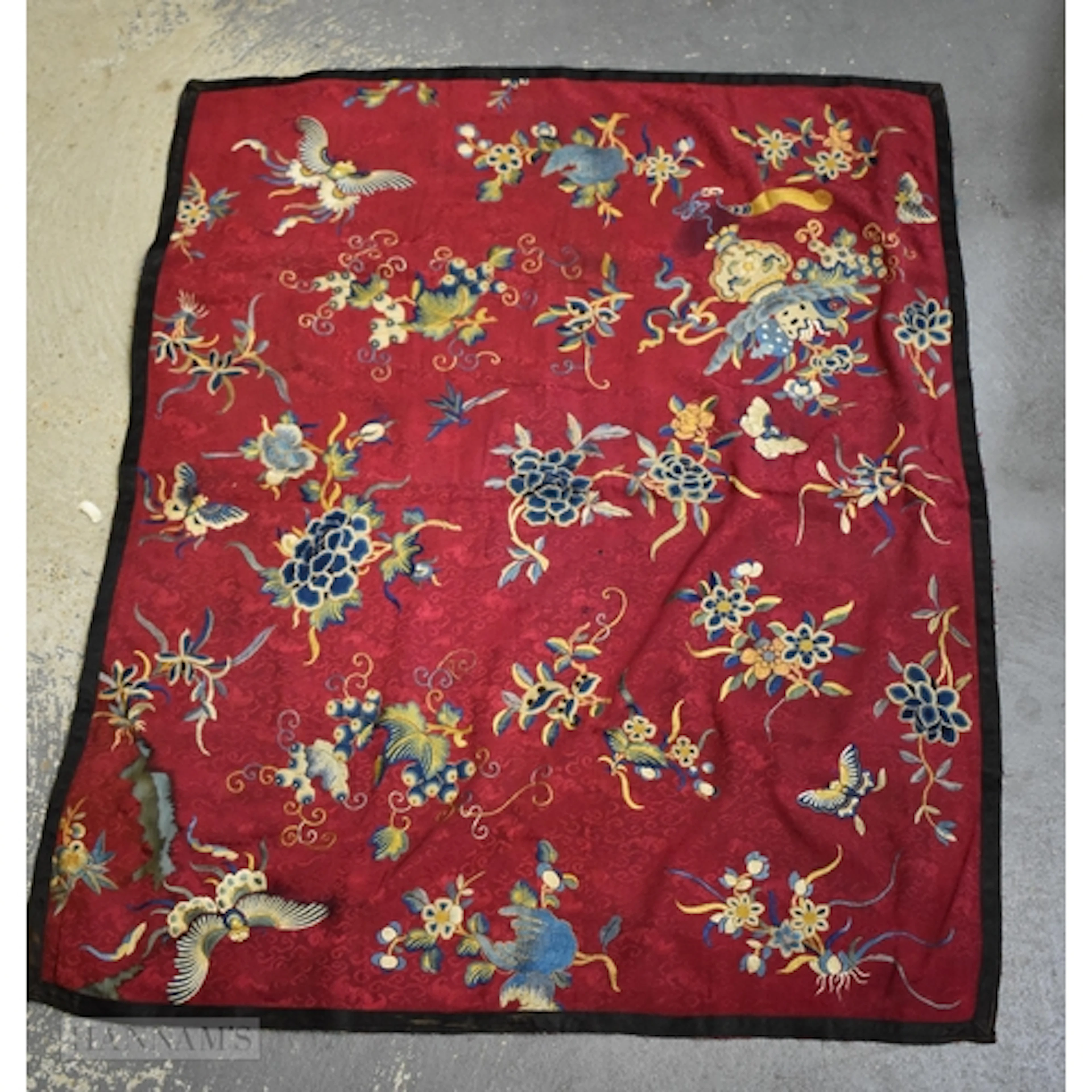 A CHINESE QING DYNASTY RED SILK EMBROIDERED PANEL. 80 cm x 9...