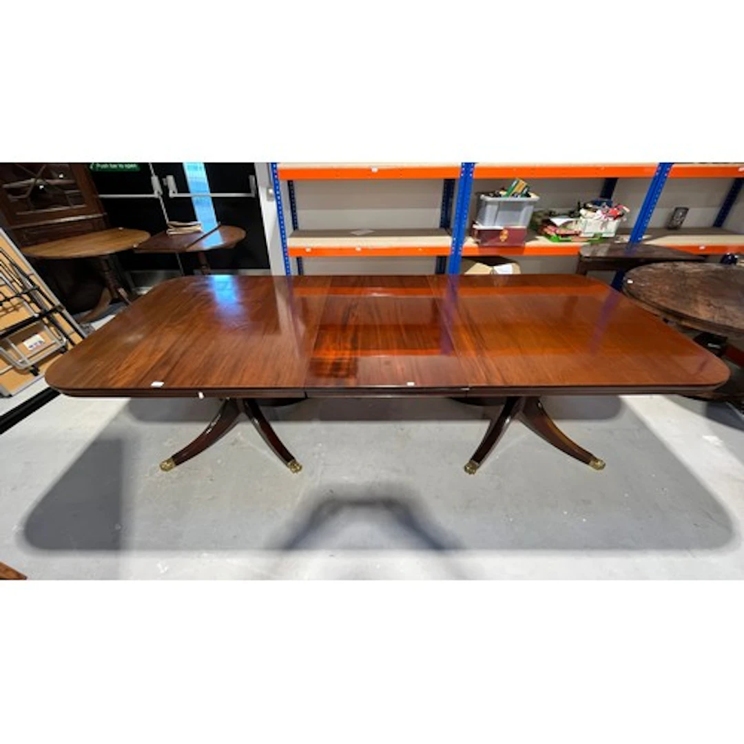 Antique mahogany twin pedestal extending dining table, 272cm...