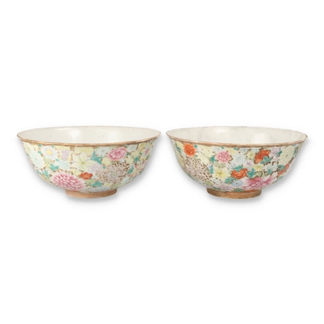 A PAIR OF CHINESE MILLEFLEUR (ONE THOUSAND FLOWERS) BOWLS T...