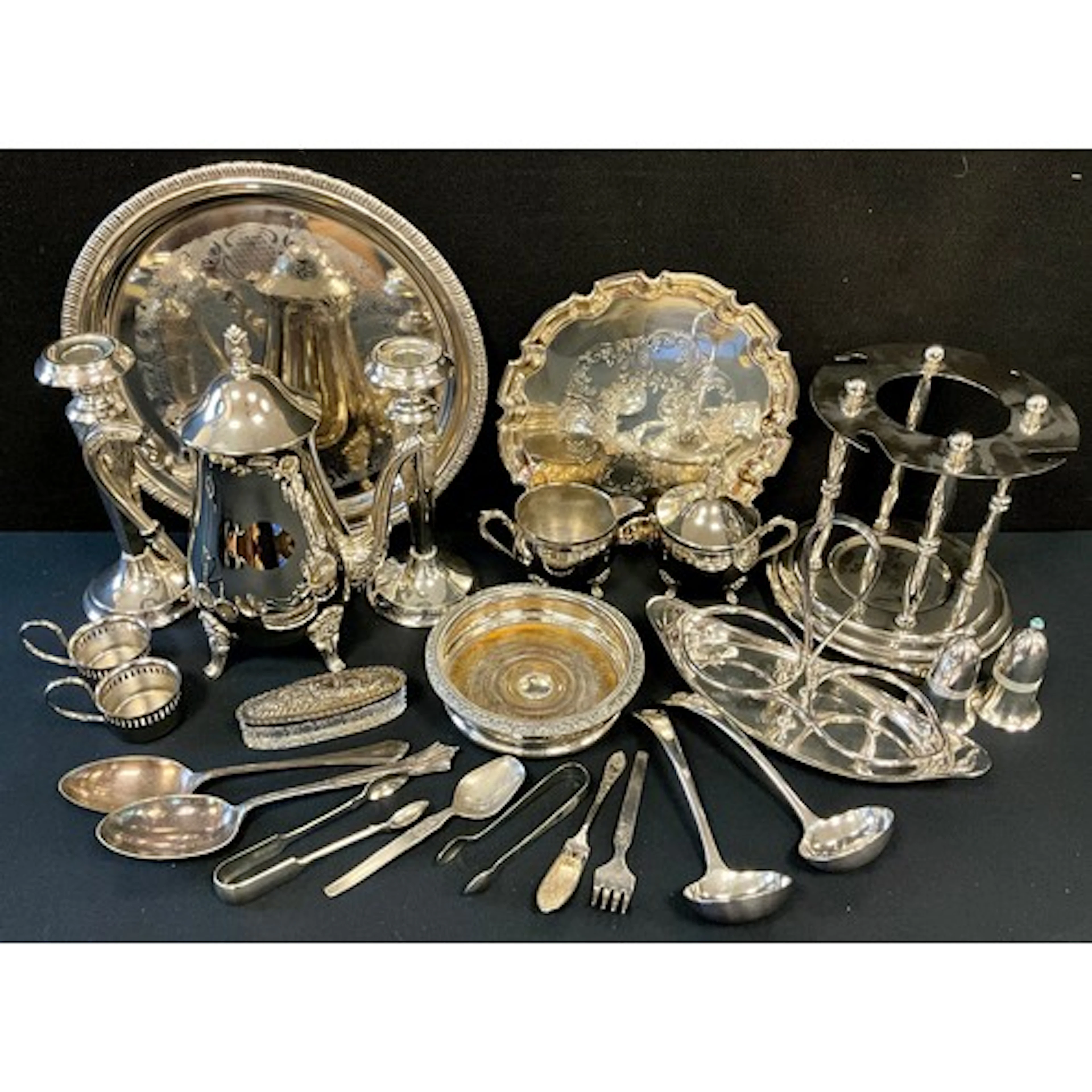 A silver mounted cut glass trinket dish, Birmingham 1904, 13...