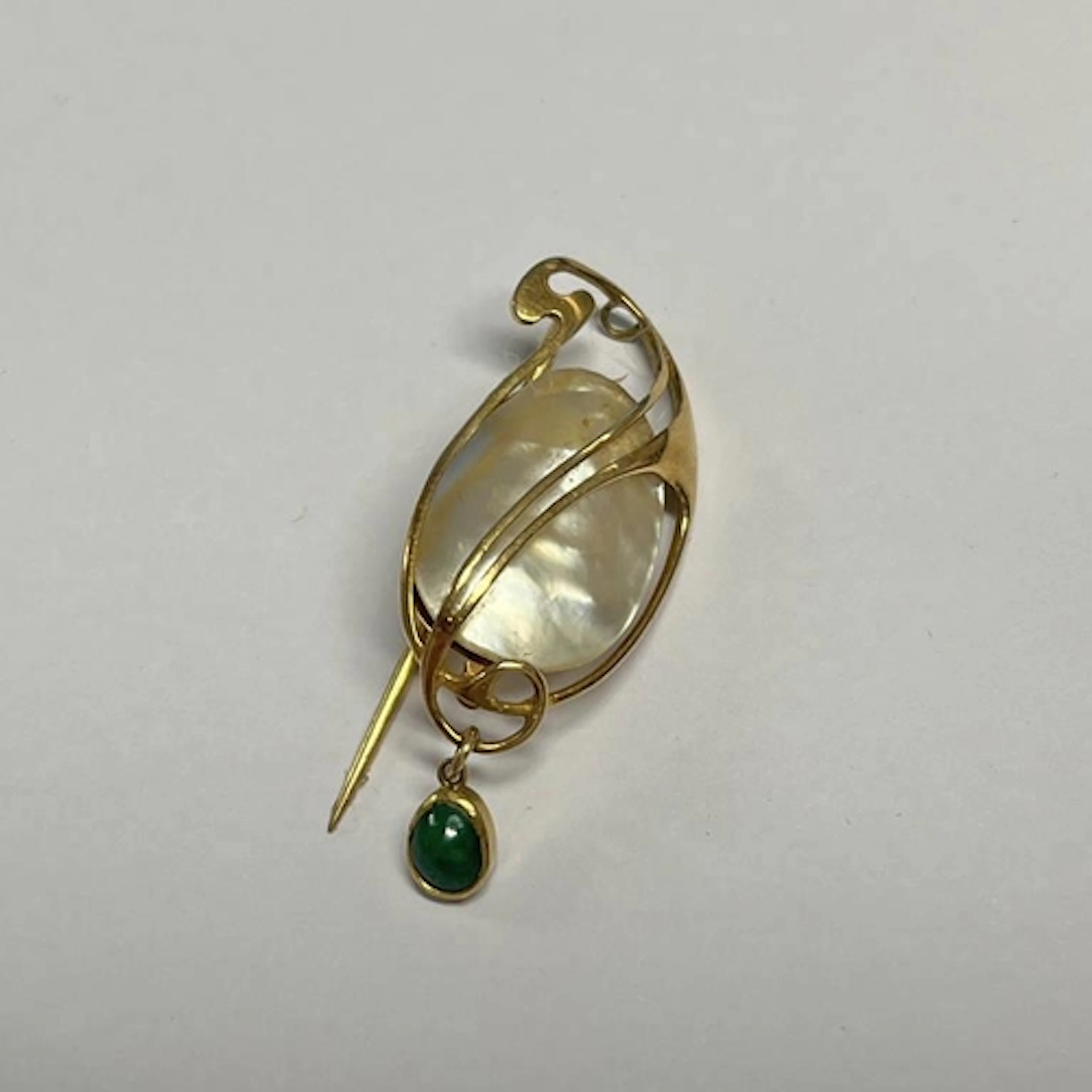 ART NOUVEAU 15CT GOLD STICK PIN BROOCH BY MURRLE BENNETT. AN...
