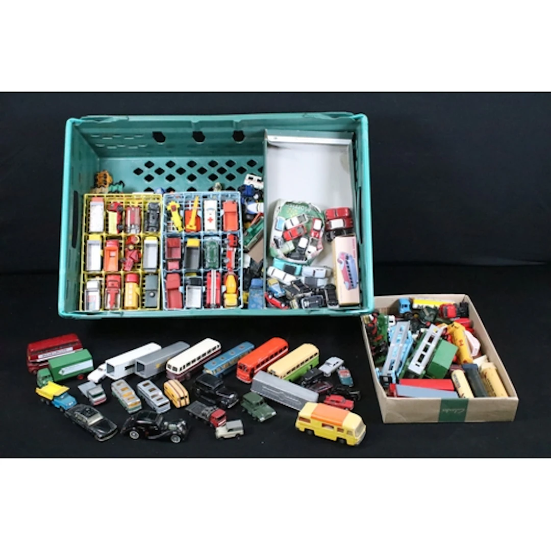 Large collection of various diecast, white metal and plastic...