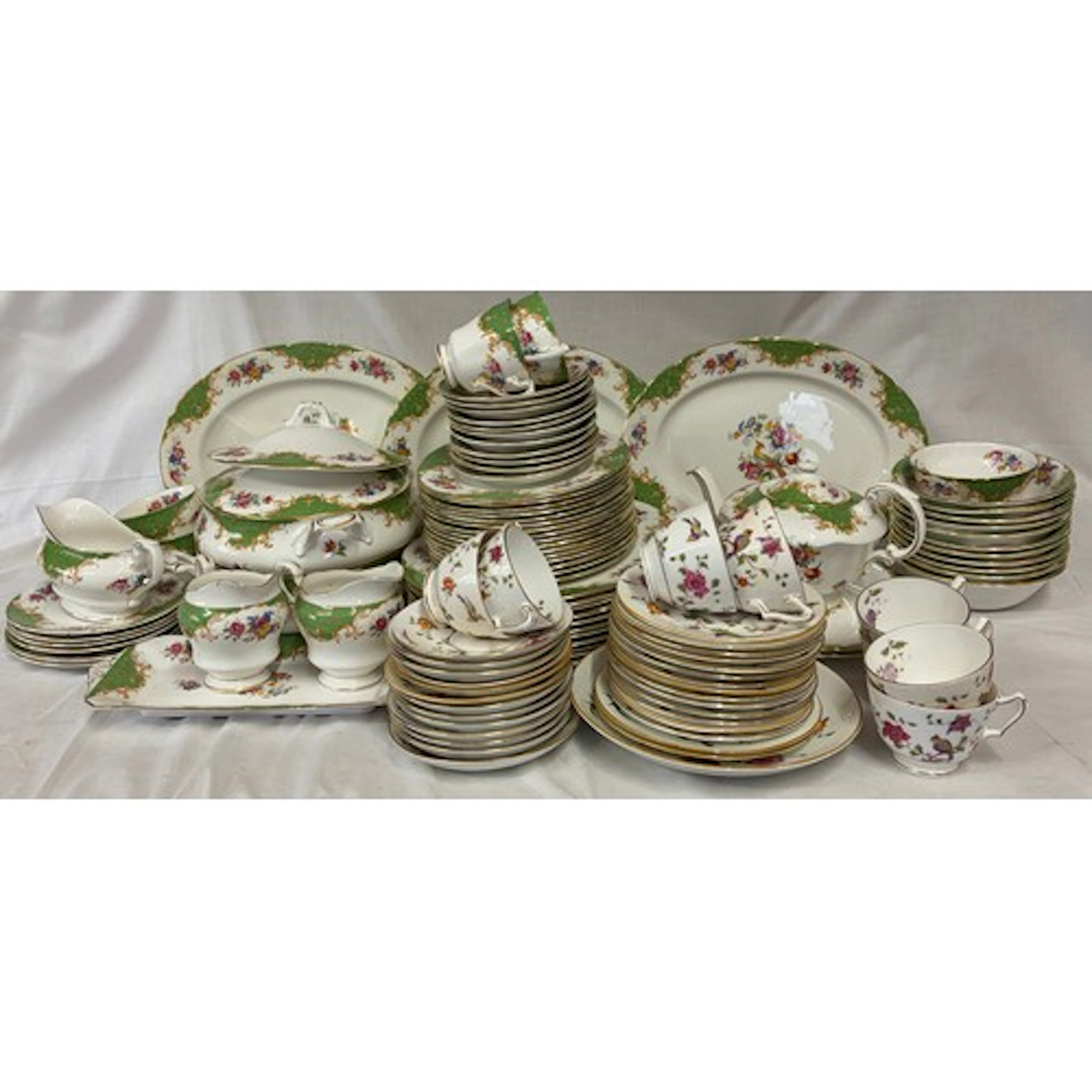 Paragon ware 'Rockingham' part dinner service to include two...