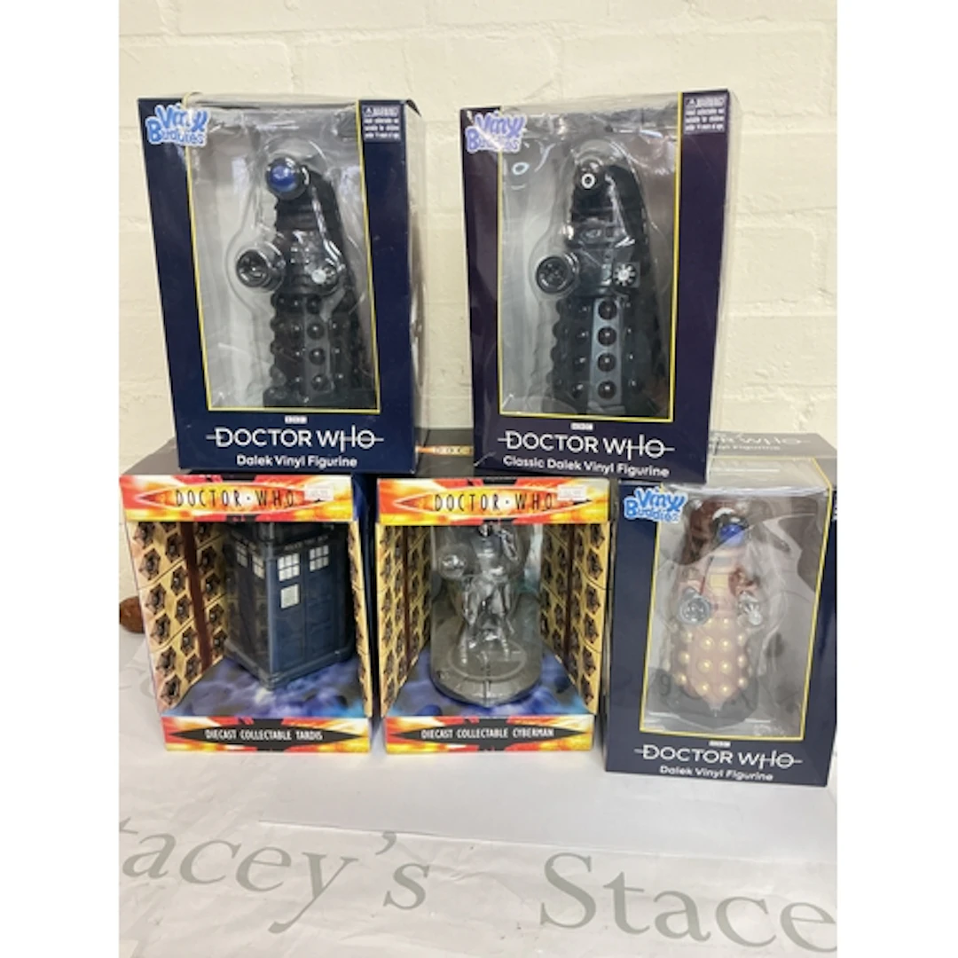 A Collection Of Boxed Doctor Who Models, Including Diecast C...