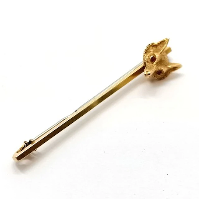 Antique 15ct marked gold fox head bar brooch set with ruby e...