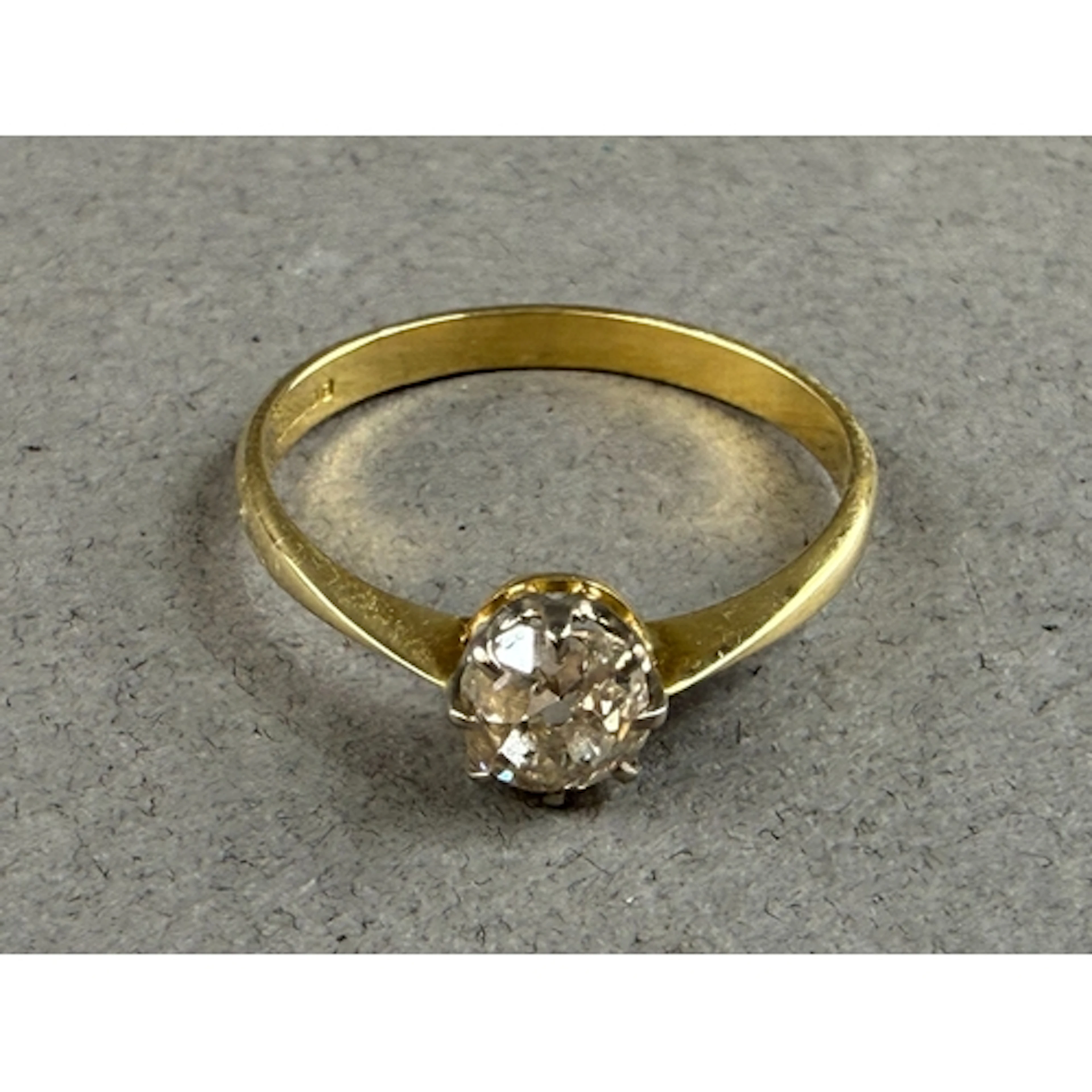 Jewellery- H/M 18ct Gold Diamond solitaire ring approx 0.60 ...