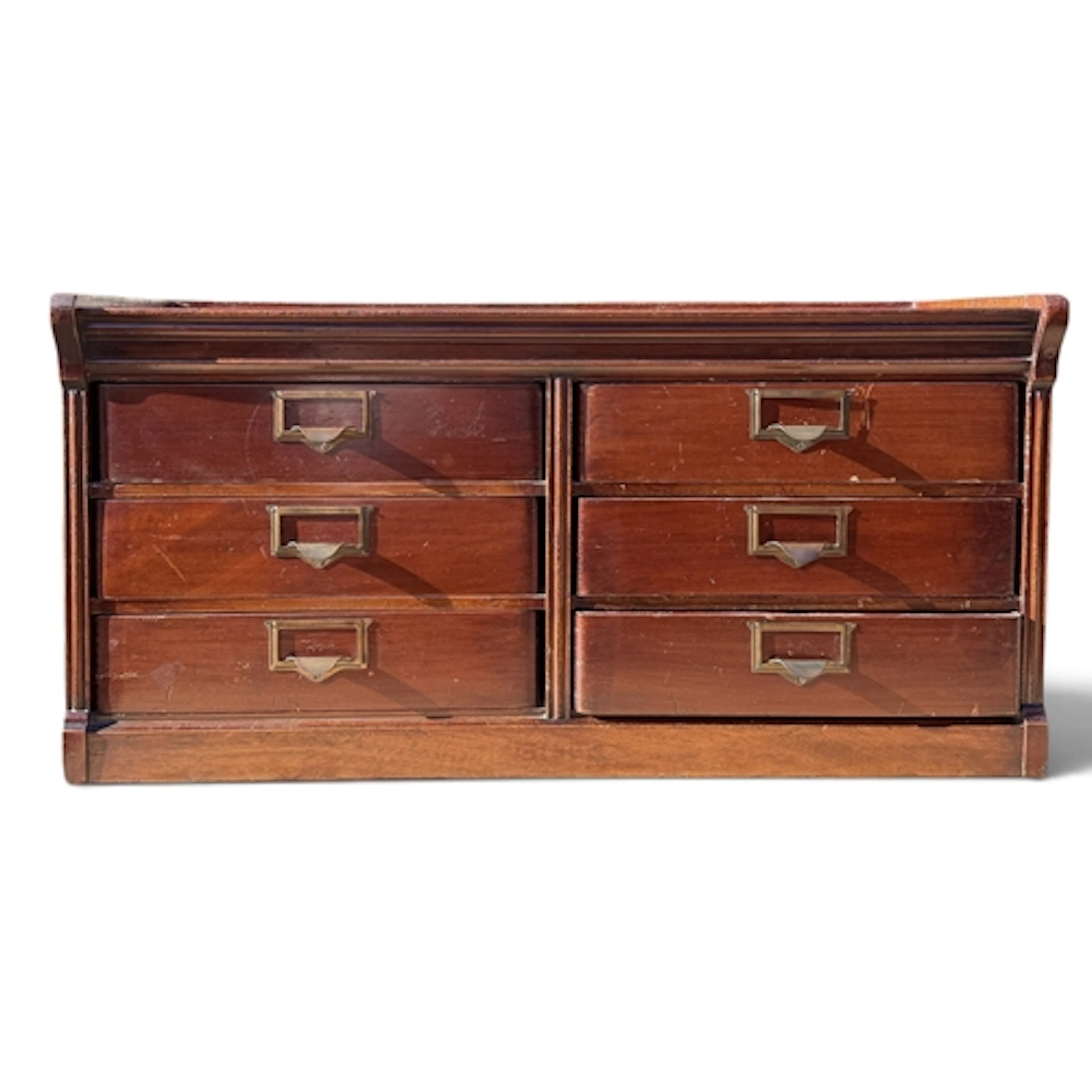 A MAHOGANY TABLE TOP BANK OF DRAWERS 86cm x 33cm x 42cm...