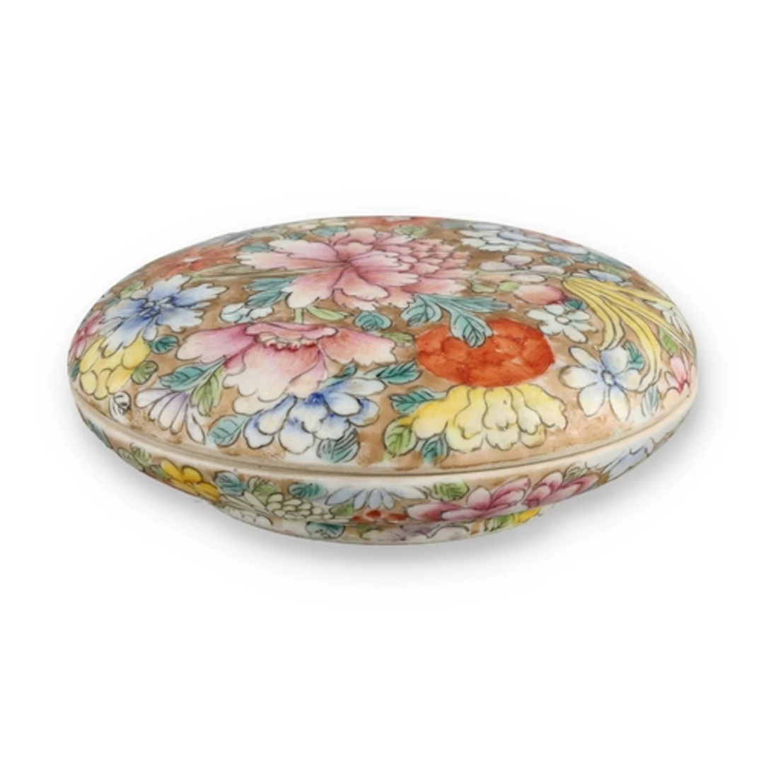 A CHINESE MILLEFLEURS (ONE THOUSAND FLOWERS) SEAL BOX AND CO...