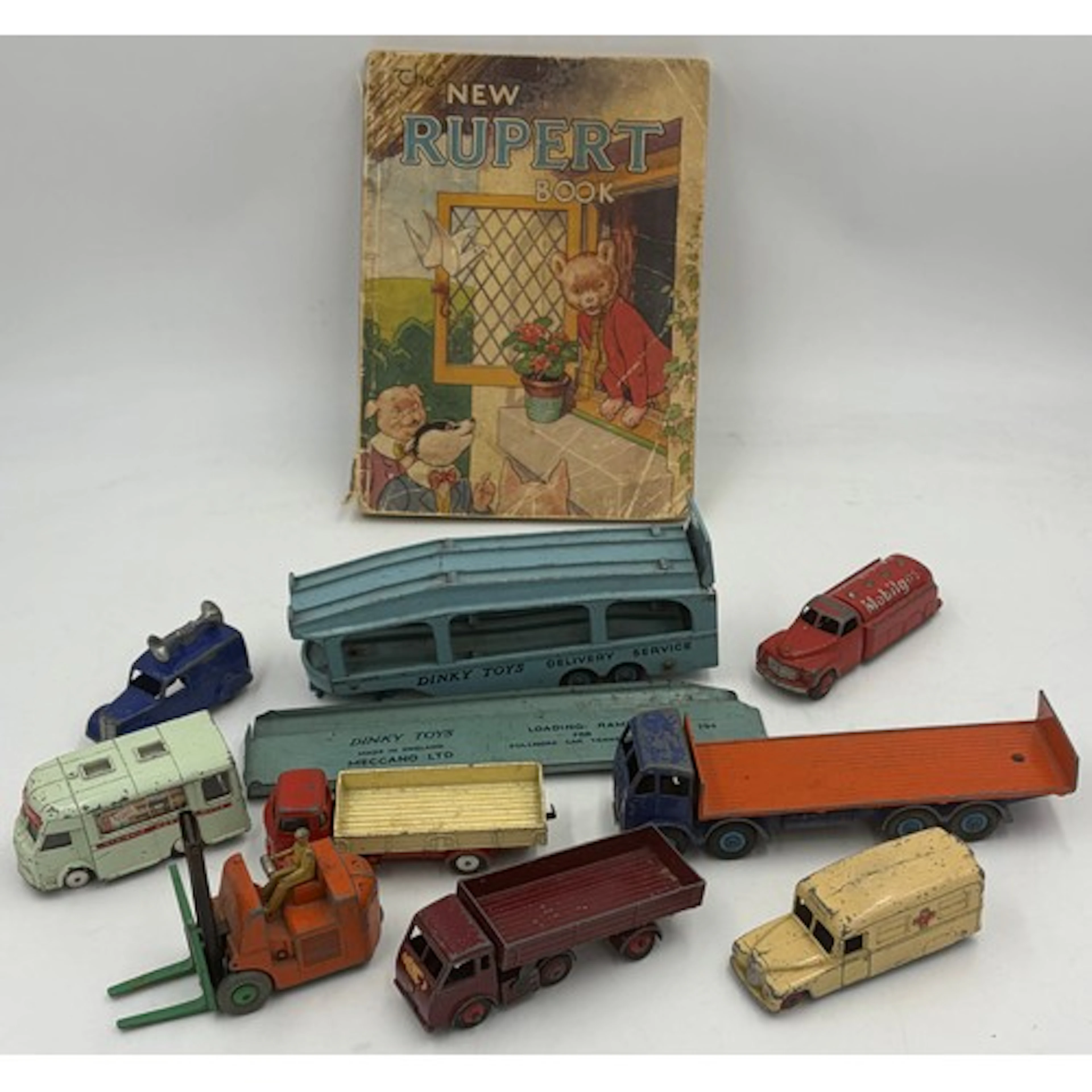 A collection of Dinky vehicles to include Pullmore car trans...