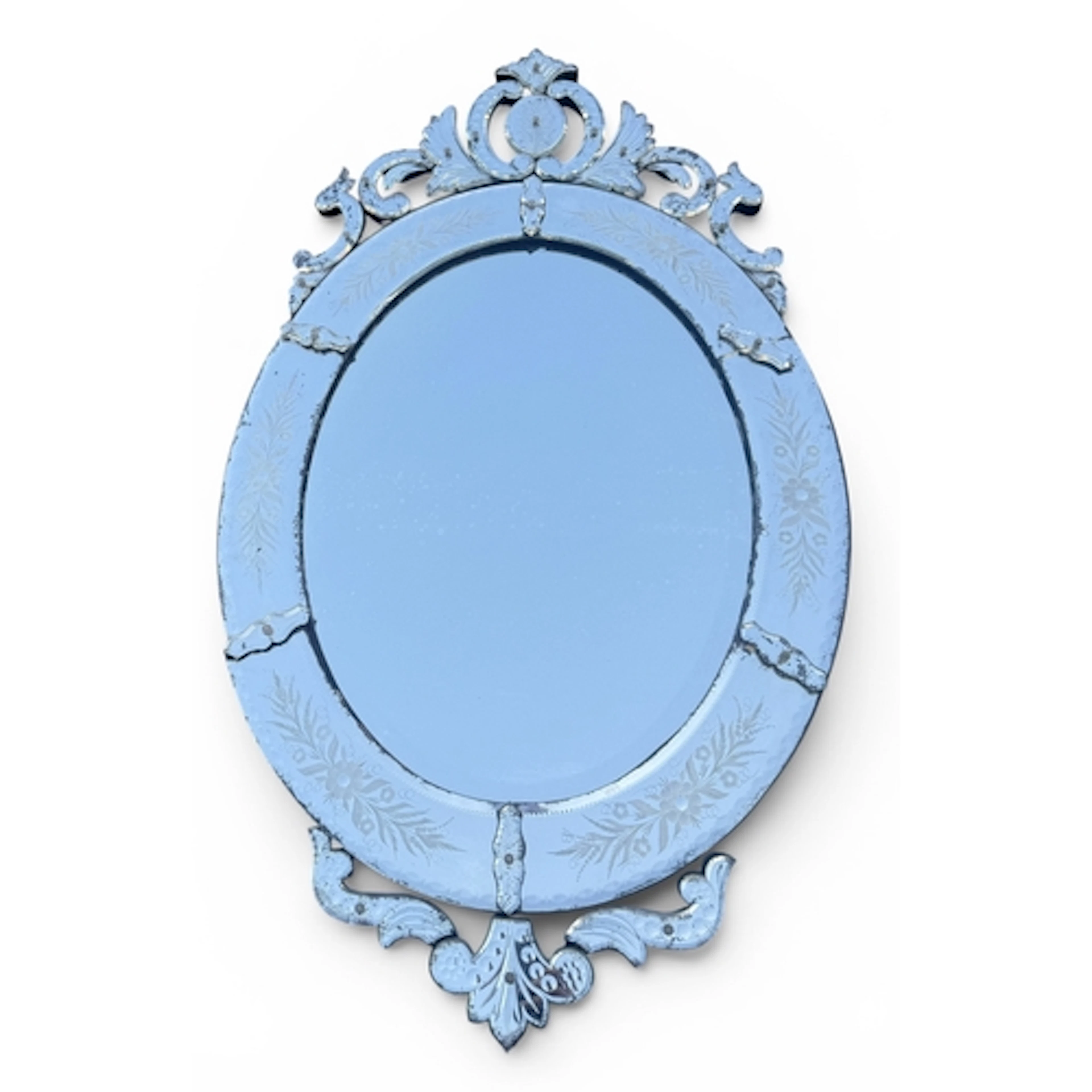 A LARGE OVAL VENETIAN CUT AND ETCHED WALL MIRROR 121cm x 70c...