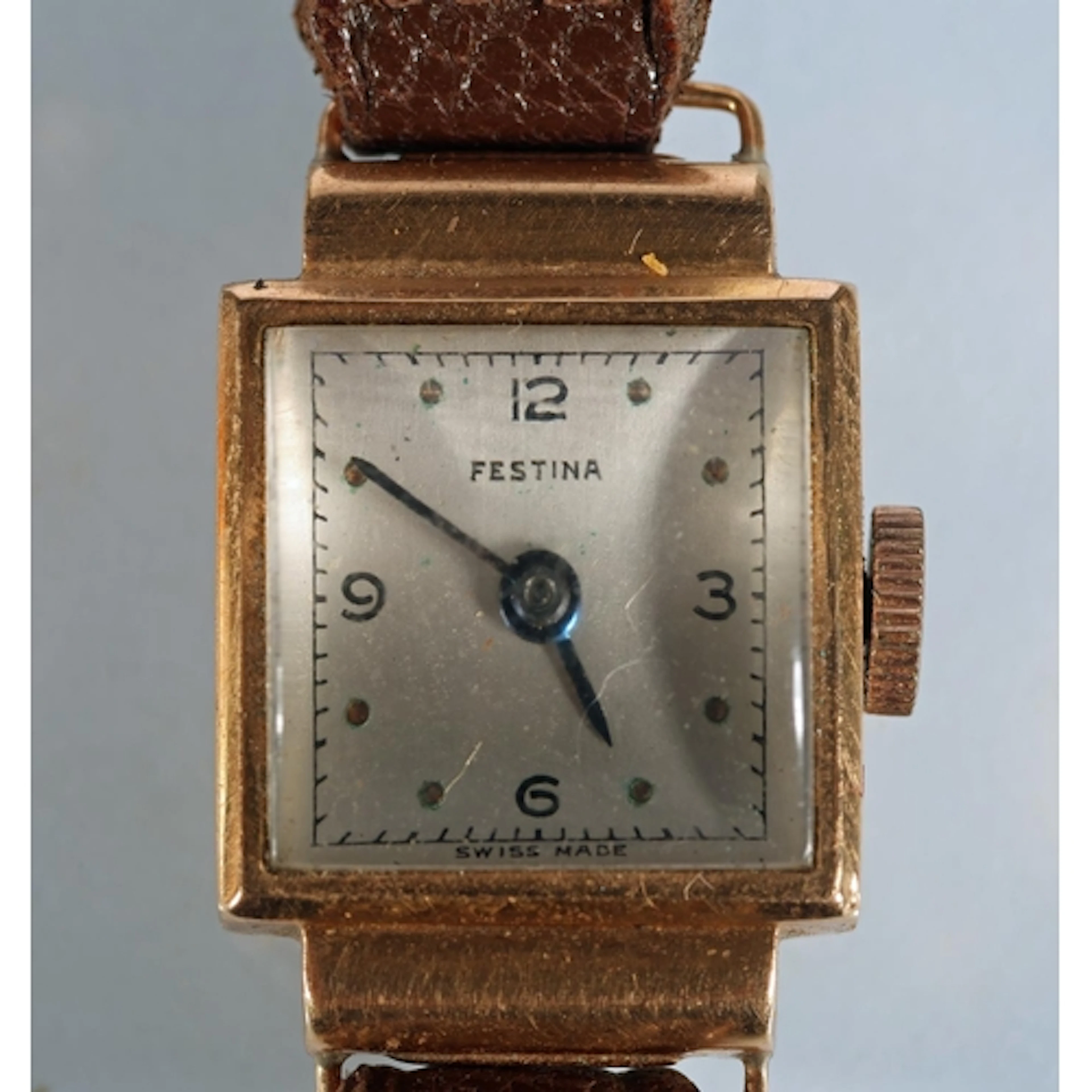 Ladies 18ct gold cased Festina wristwatch, on brown leather ...