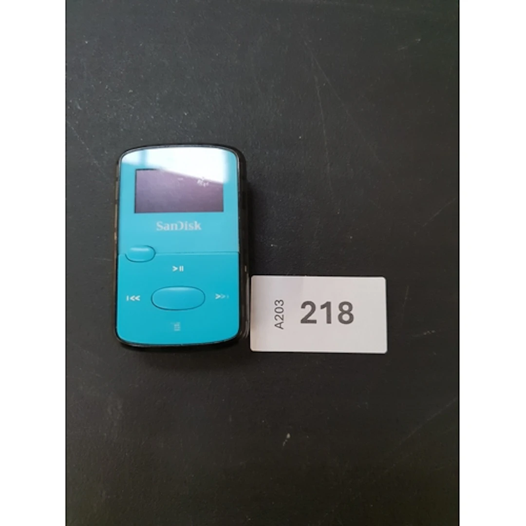 SANDISK CLIP SPORT MP3 PLAYER