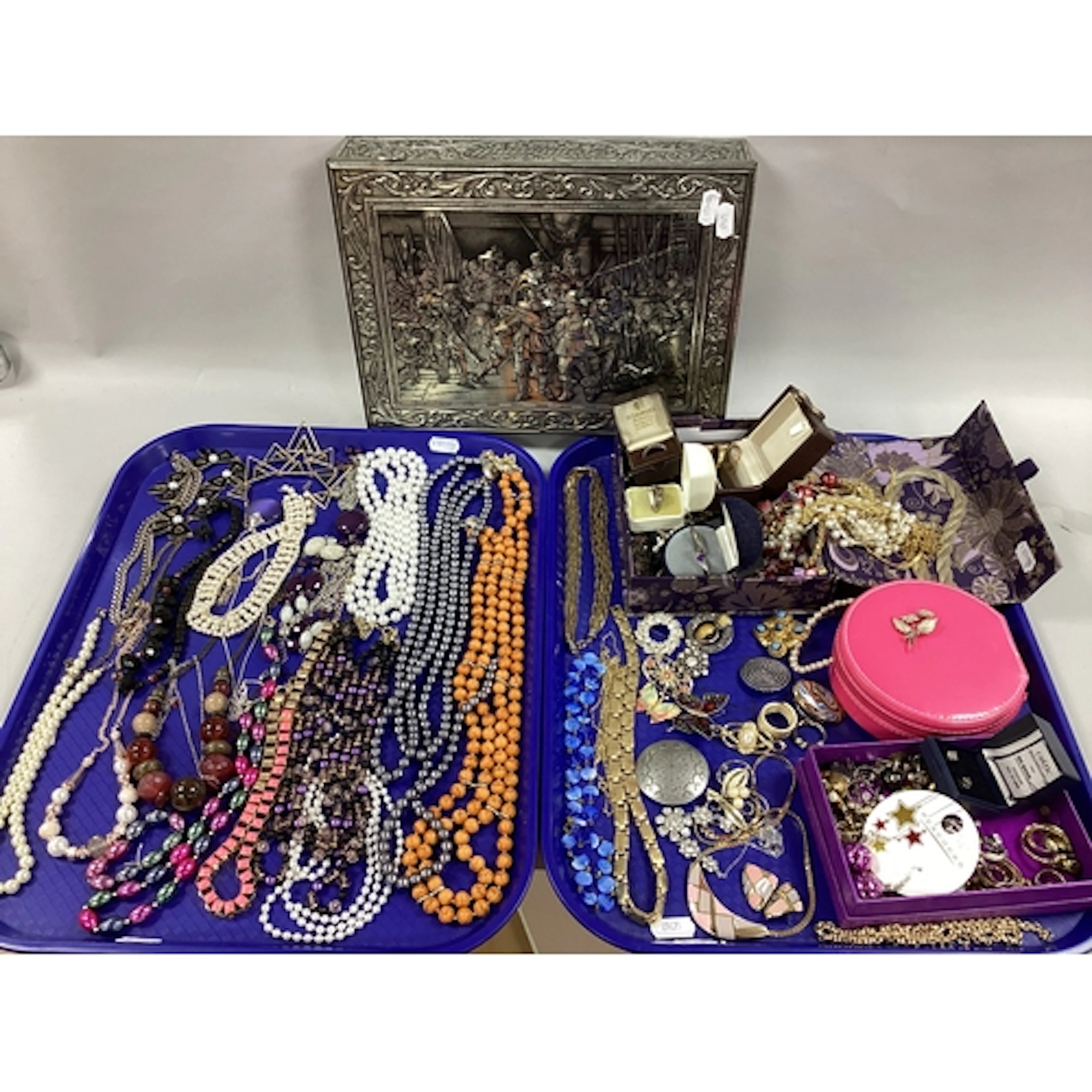 A Collection of Costume Jewellery, including a floral brooch...