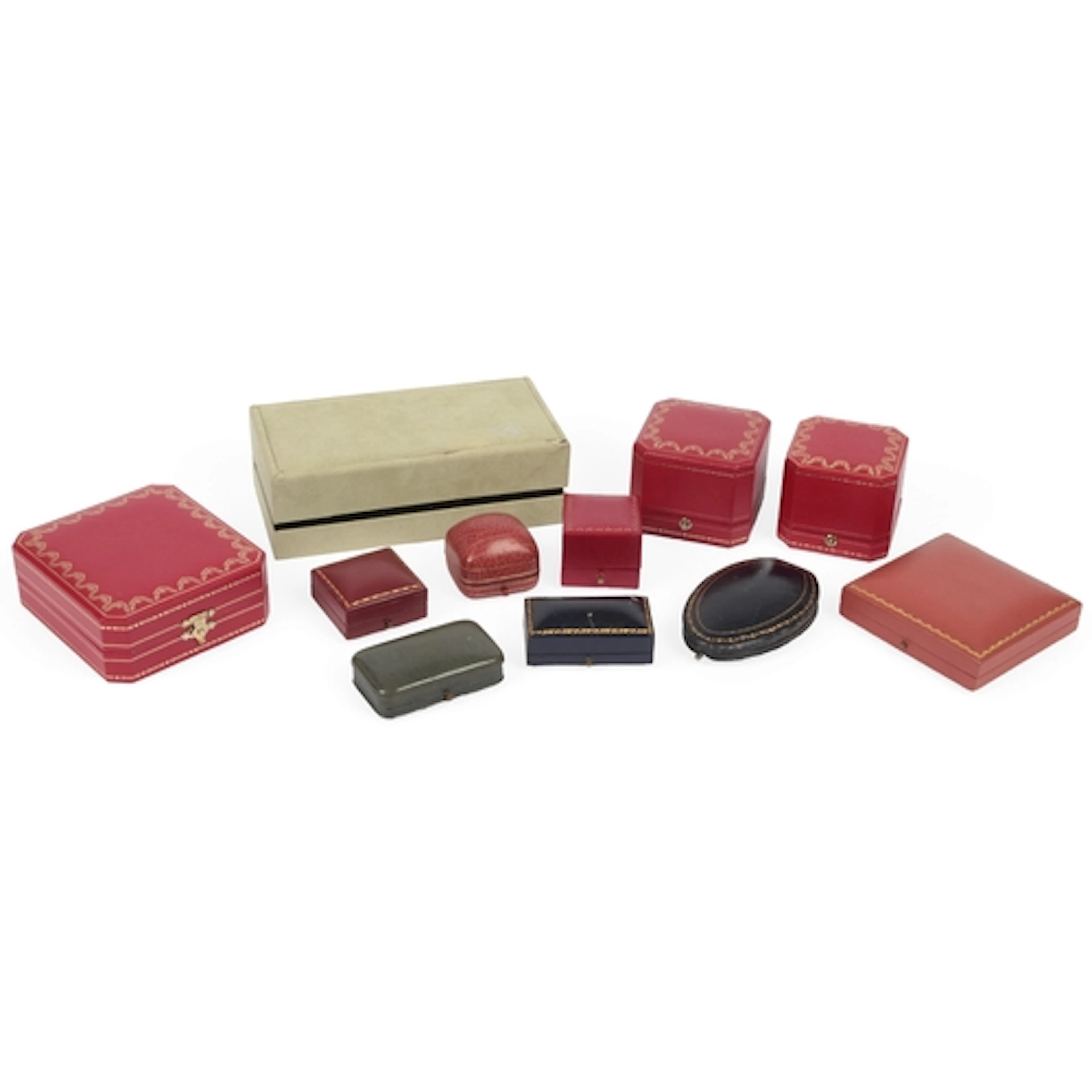 A collection of jewellery cases, comprising: two ring cases ...