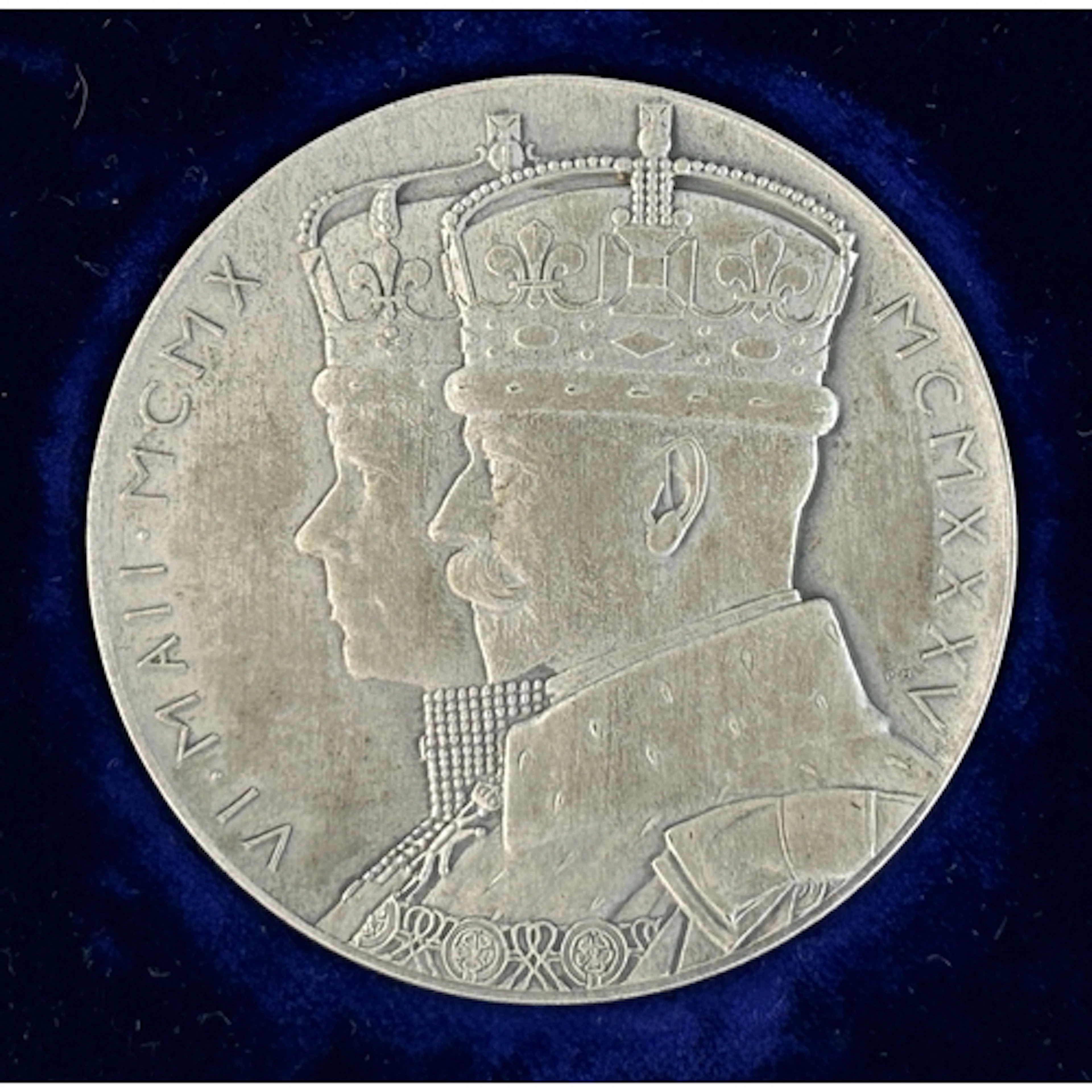 The official Royal Mint George V Silver Jubilee 1935 Silver ...