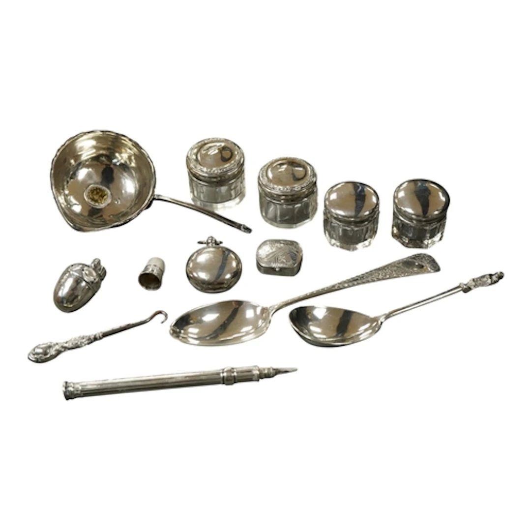 An Edwardian silver sovereign case, Sydney & Co, Birmingham,...