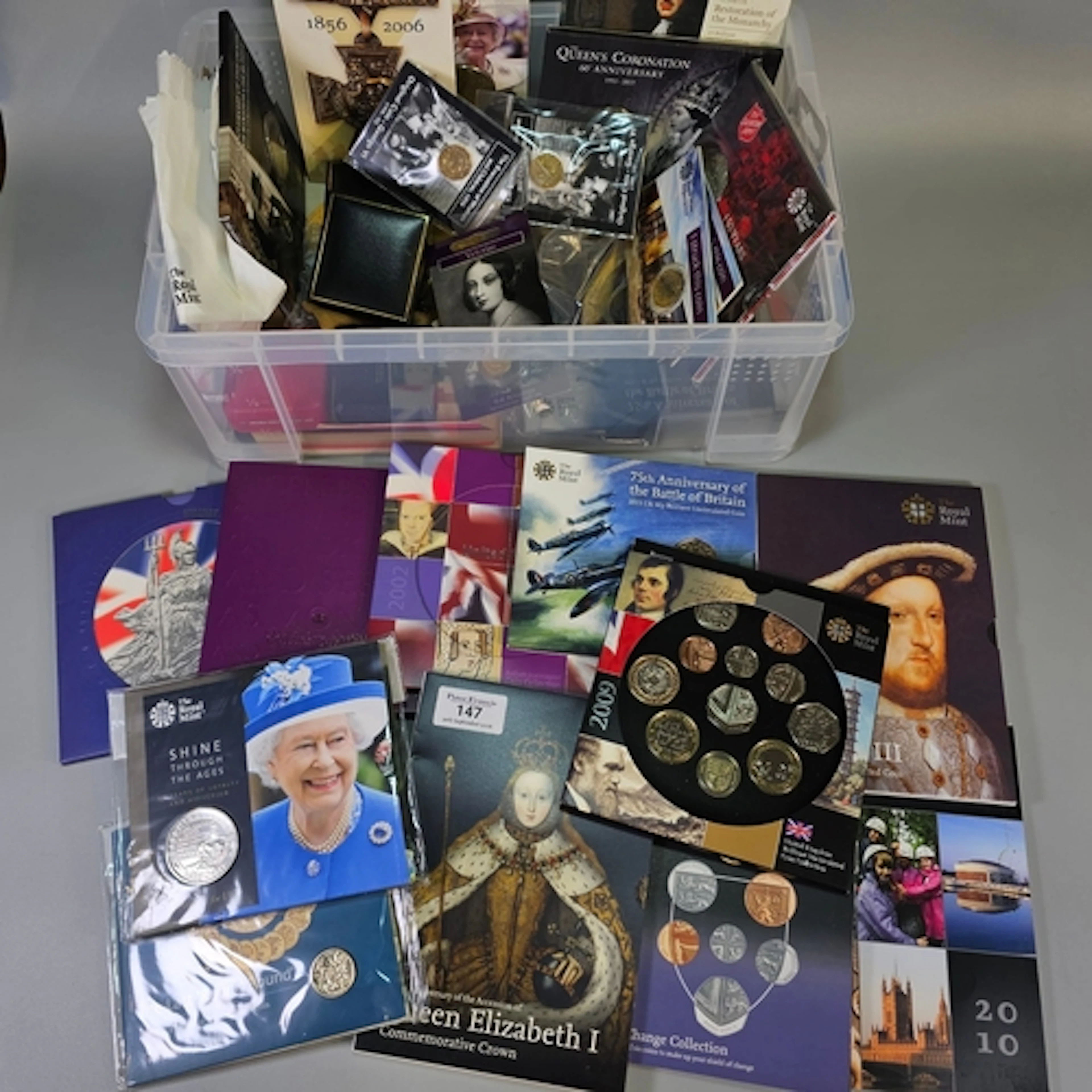 Large collection of GB coinage by the Royal Mint and others,...