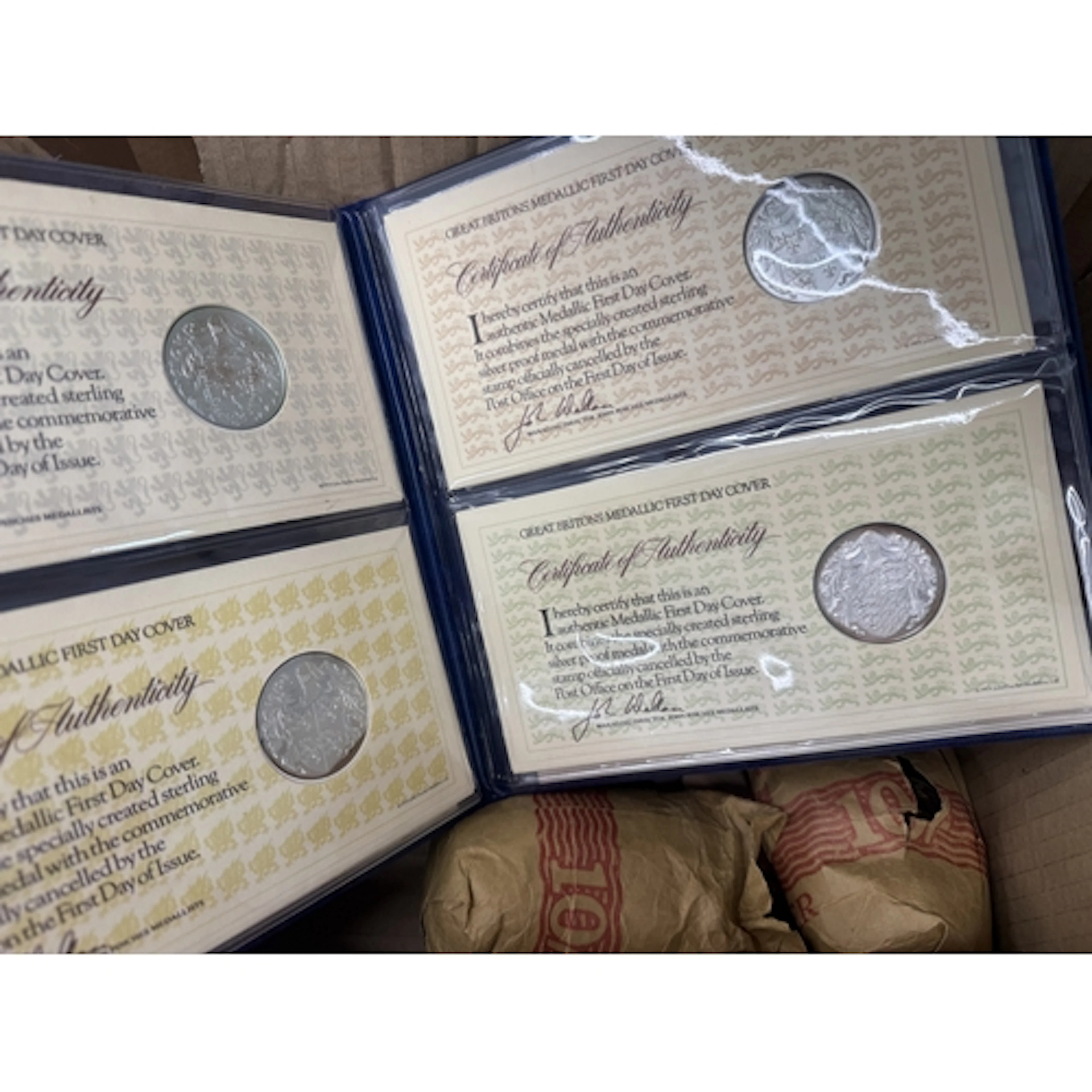 Great Britain 1967 2.6kg of uncirculated Halfpenny coins, to...