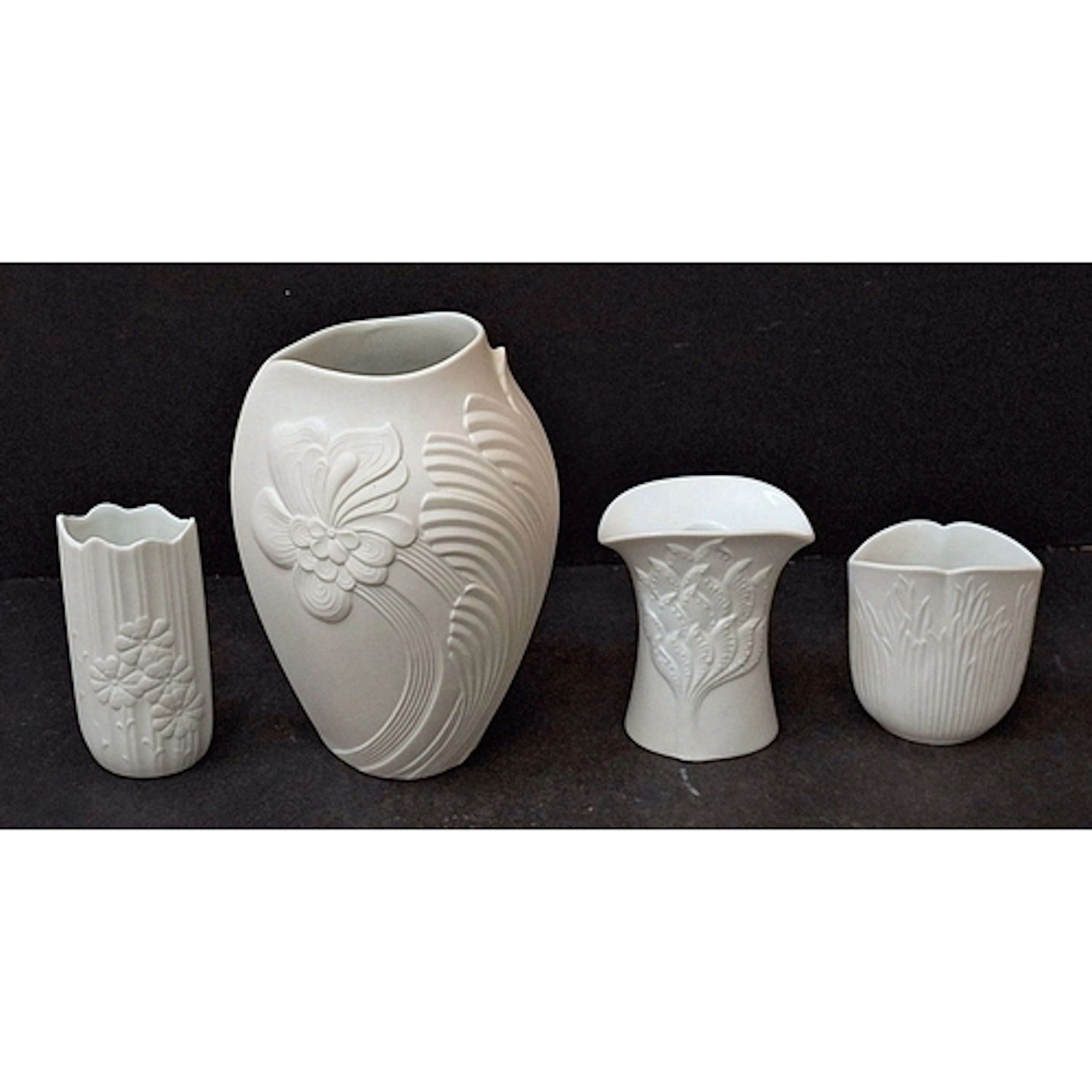 Vintage White Bisque Kaiser Porcelain incl. Vase with stylis...