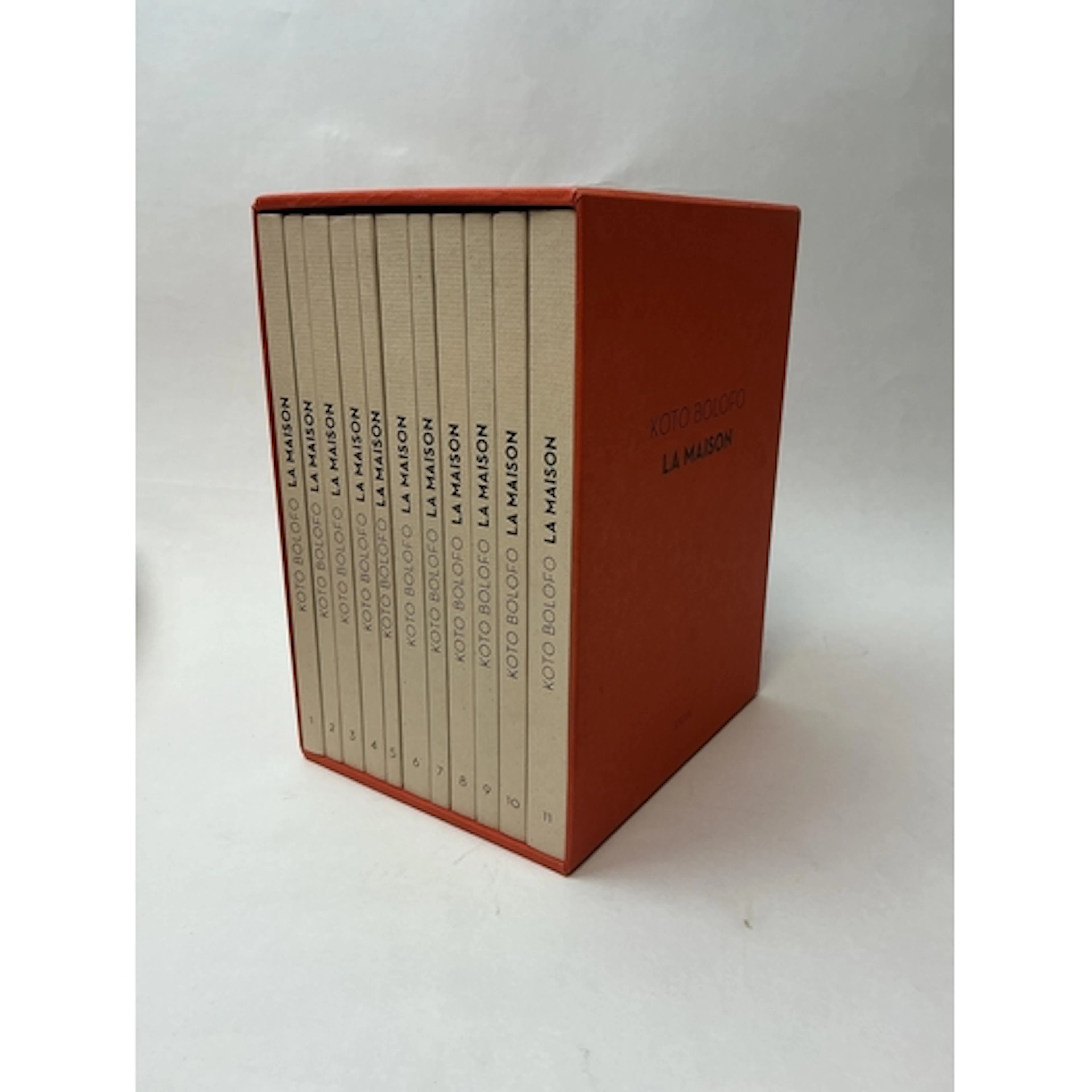 ° ° Hermès. Bolofo, Koto. La Maison. Steidl, 2010. 11 vols, ...