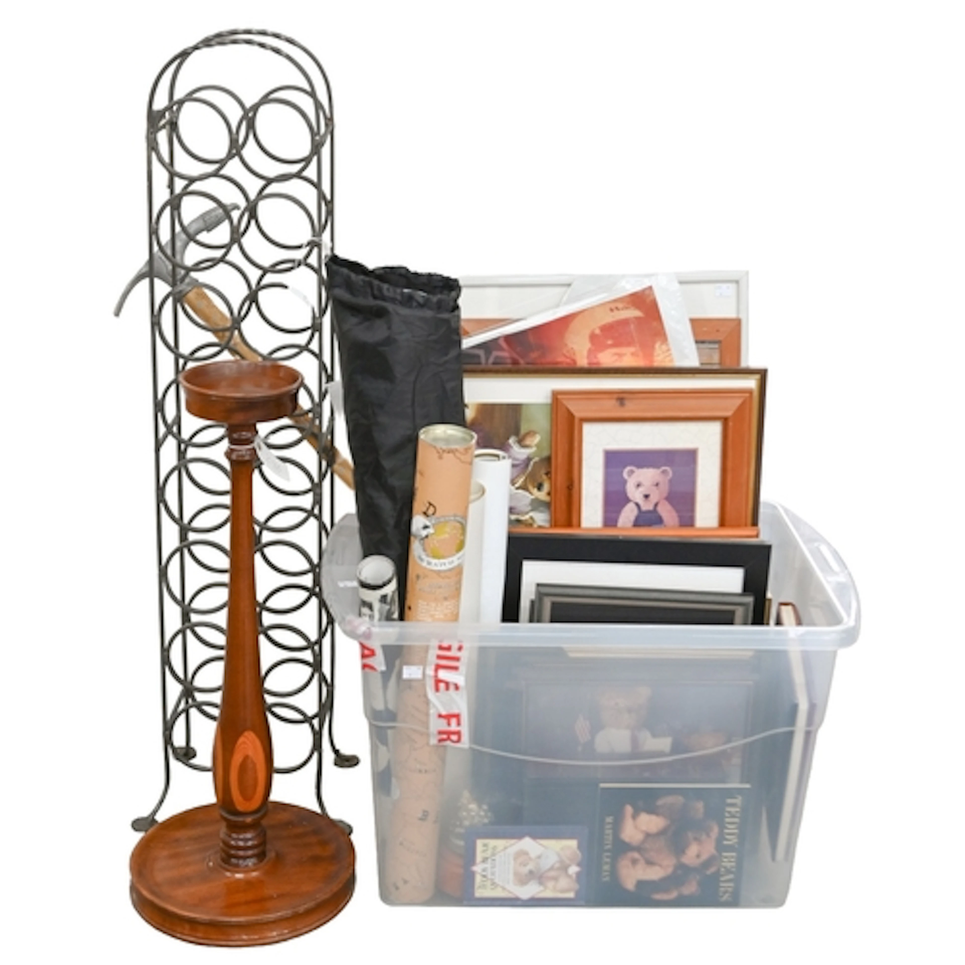 Miscellaneous items, to include wooden carvings and decorati...