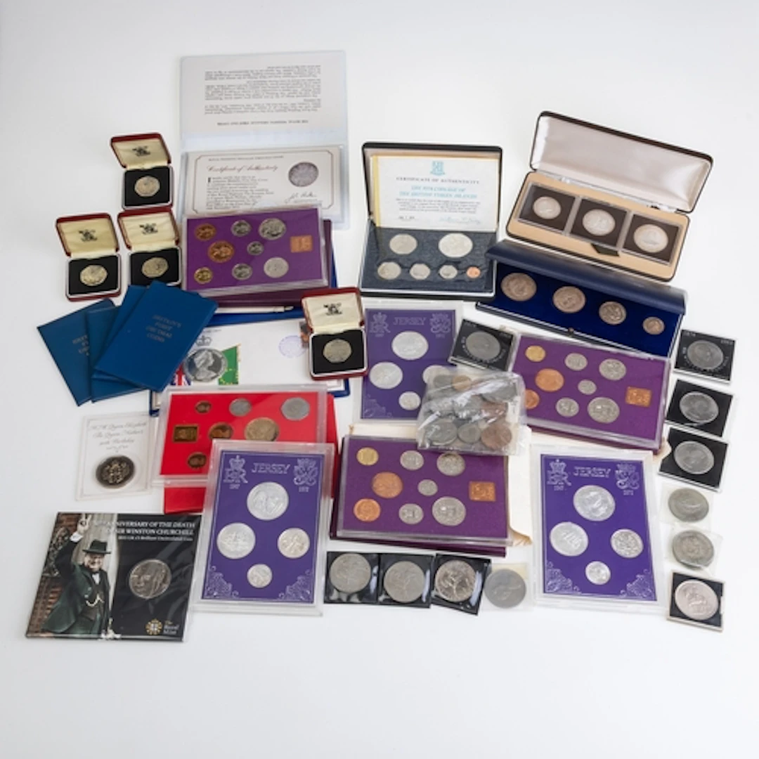 COINS - WORLD COLLECTION OF SILVER AND CUNI. Collection incl...