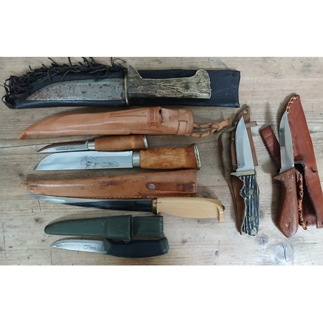 A group of six Scandinavian knives, lengths 21.5cm to 32cm.