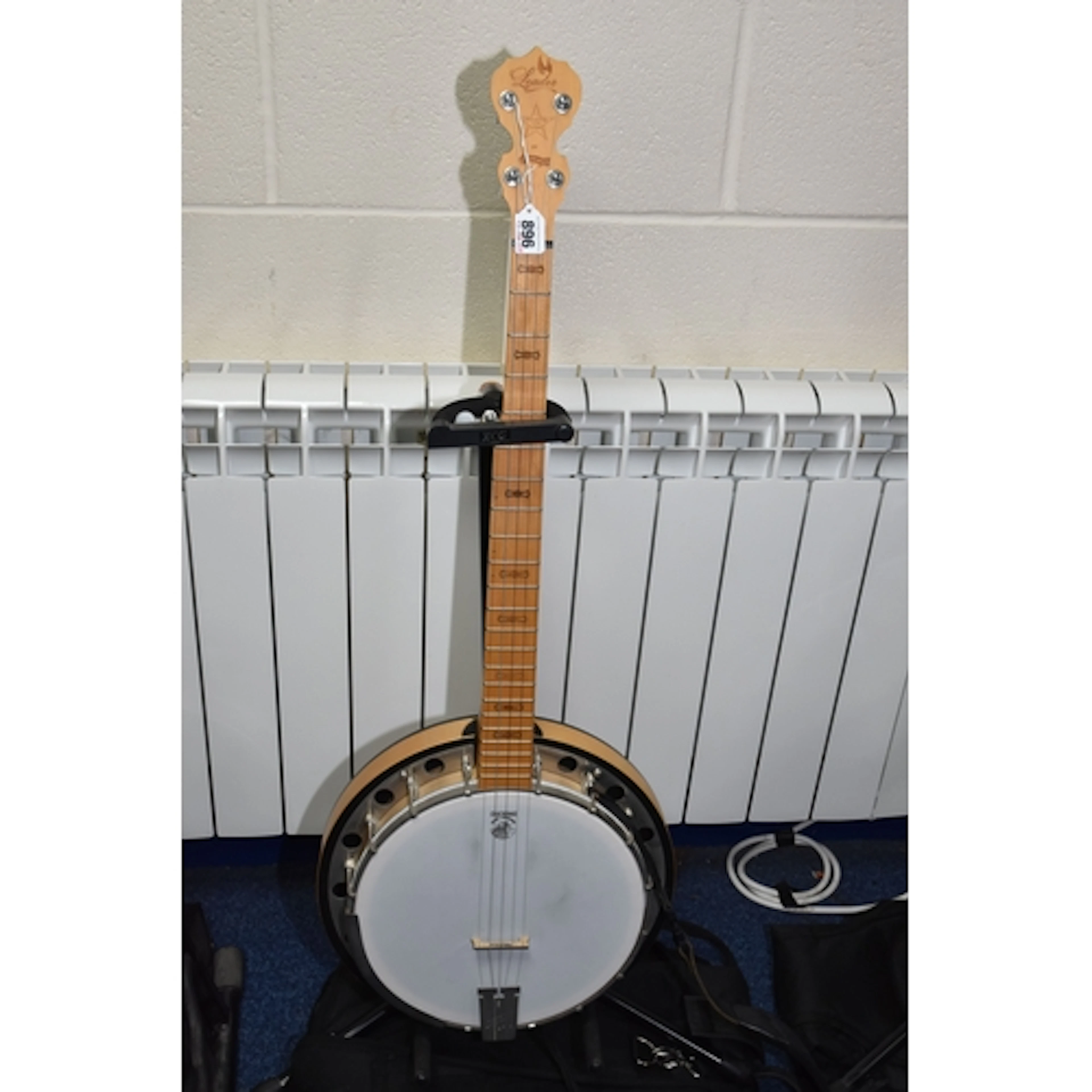 A DEERING GOODTIME LEADER FIVE STRING RESONATOR BANJO, made ...