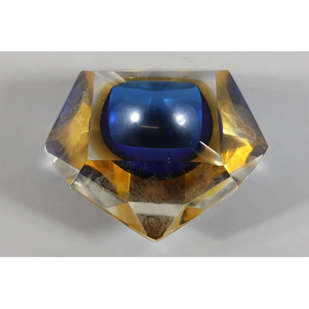 Murano Sommerso faceted glass bowl in the manner of Flavio P...