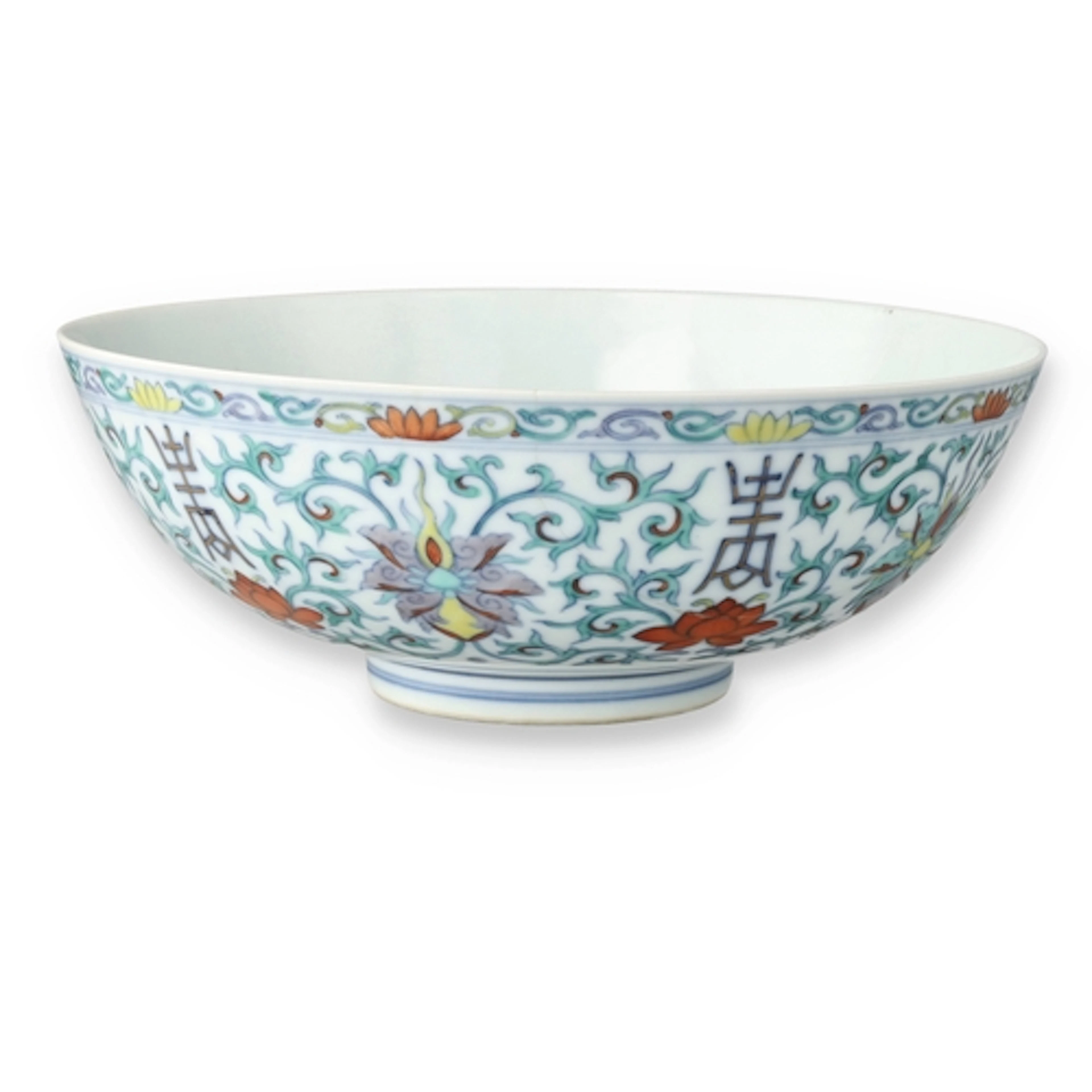 A CHINESE DOUCAI BOWL, CHENGHUA MARK BUT EARLY 19TH CENTURY ...